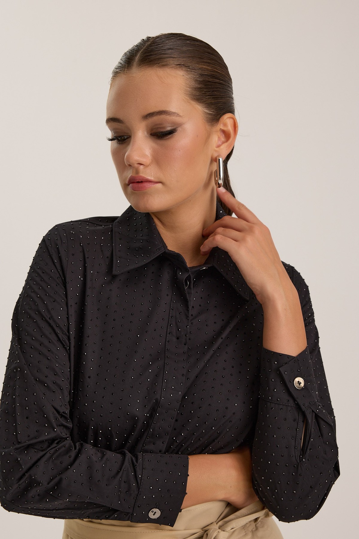 Embellished Basic Shirt Black