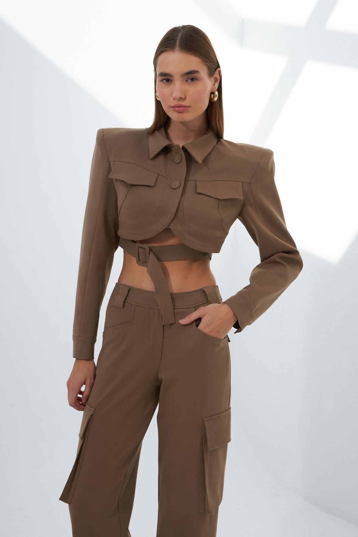 Limited Edition Serisi Star Crop Blazer Ceket Vizon