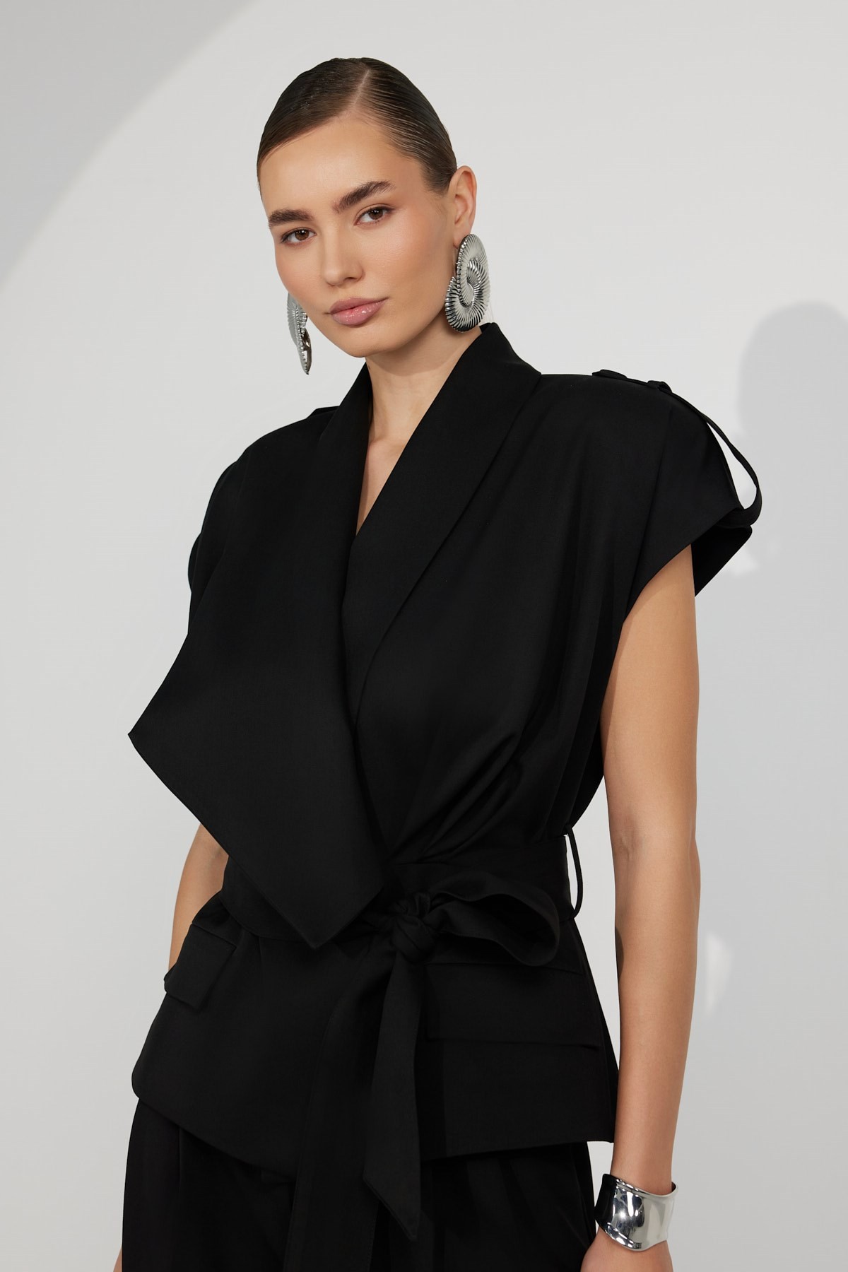 Mindy Core Vest Black