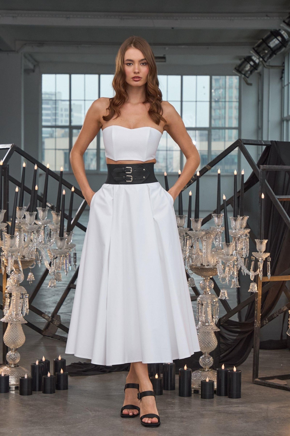 Sophisticated Corsage Elegance Maxi Skirt Beyaz