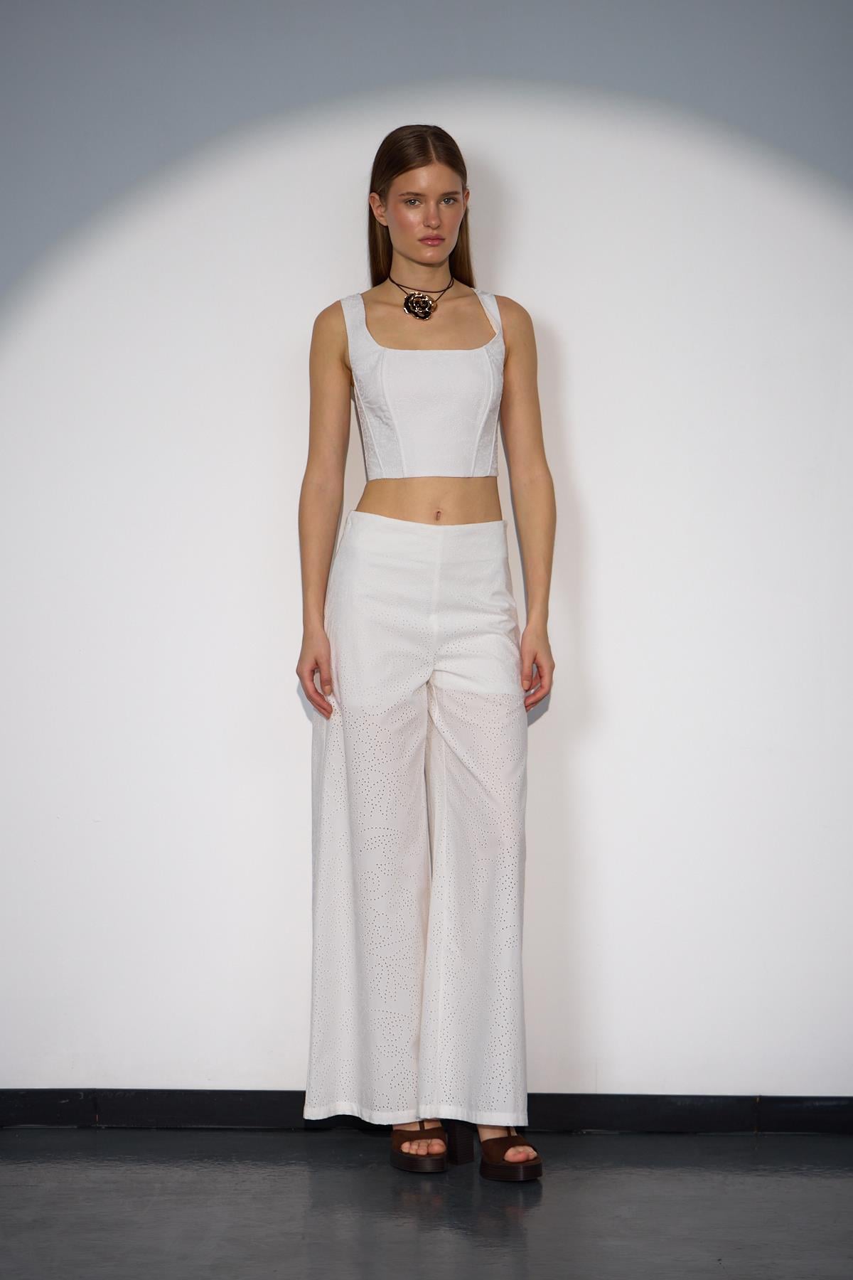 Blooming Grace Straight Cut Pantolon Beyaz
