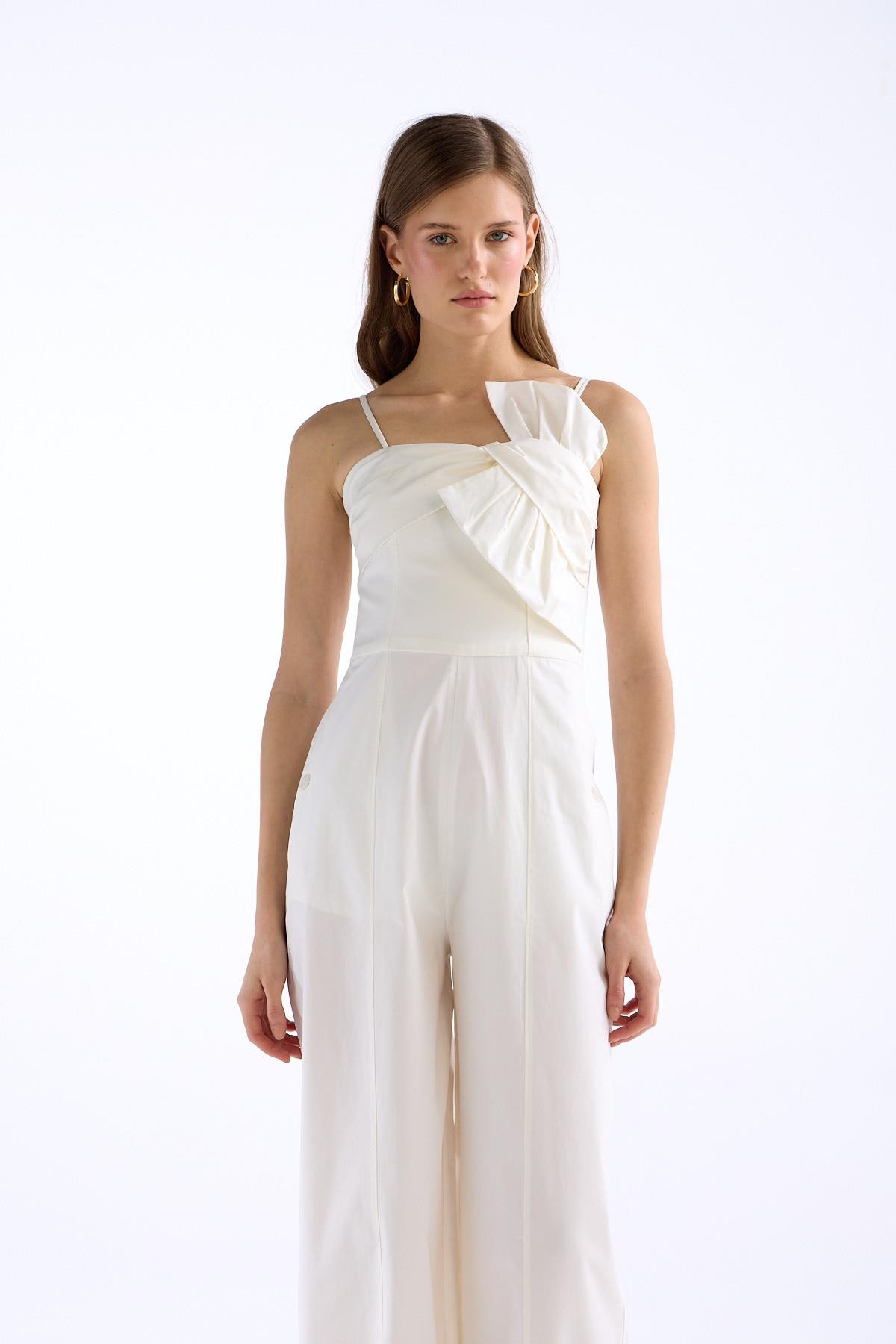 Chic Twist Jumpsuit Beyaz