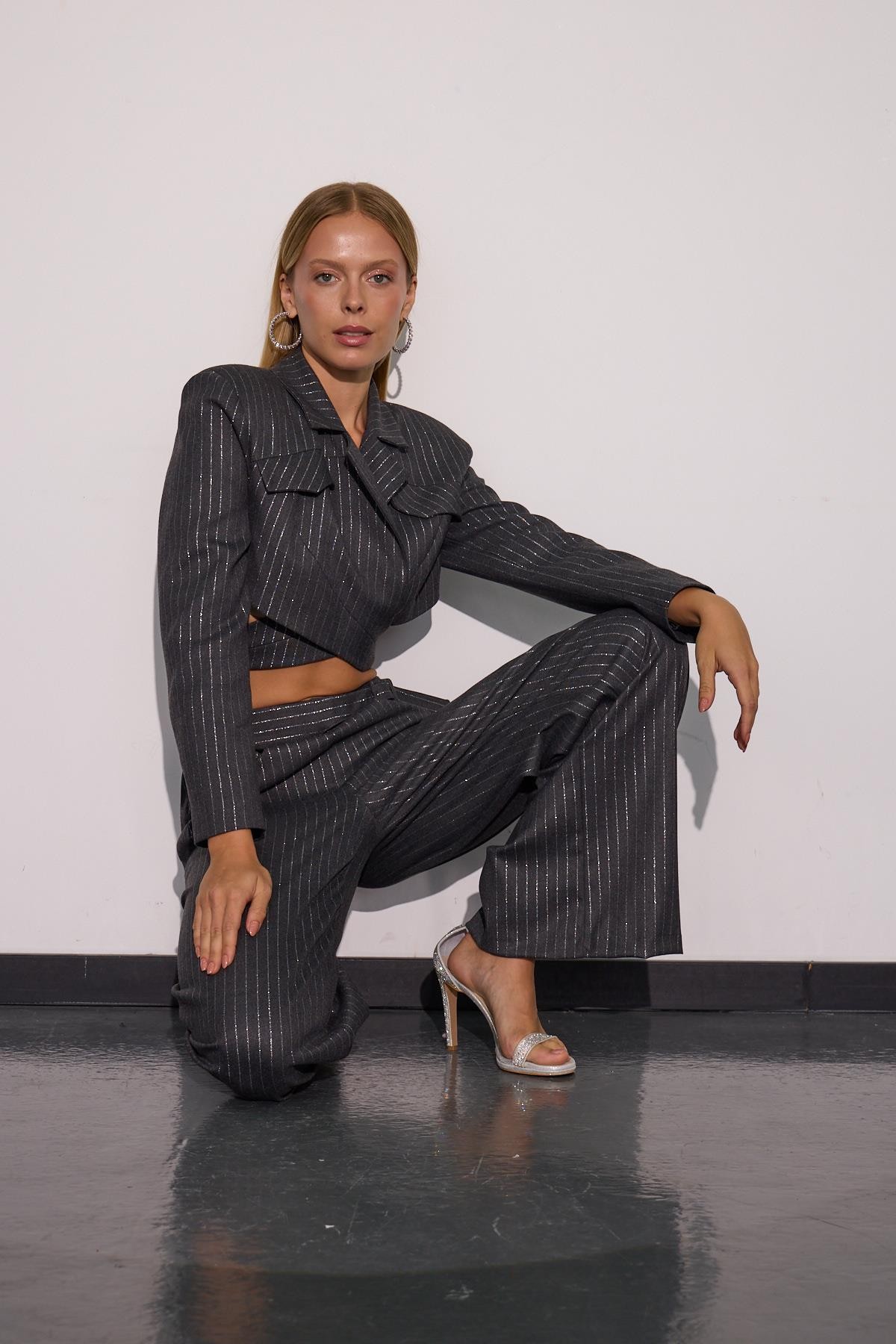 City Glam Bel Detaylı Sim Çizgili Crop ANTRASİT-GÜMÜŞ