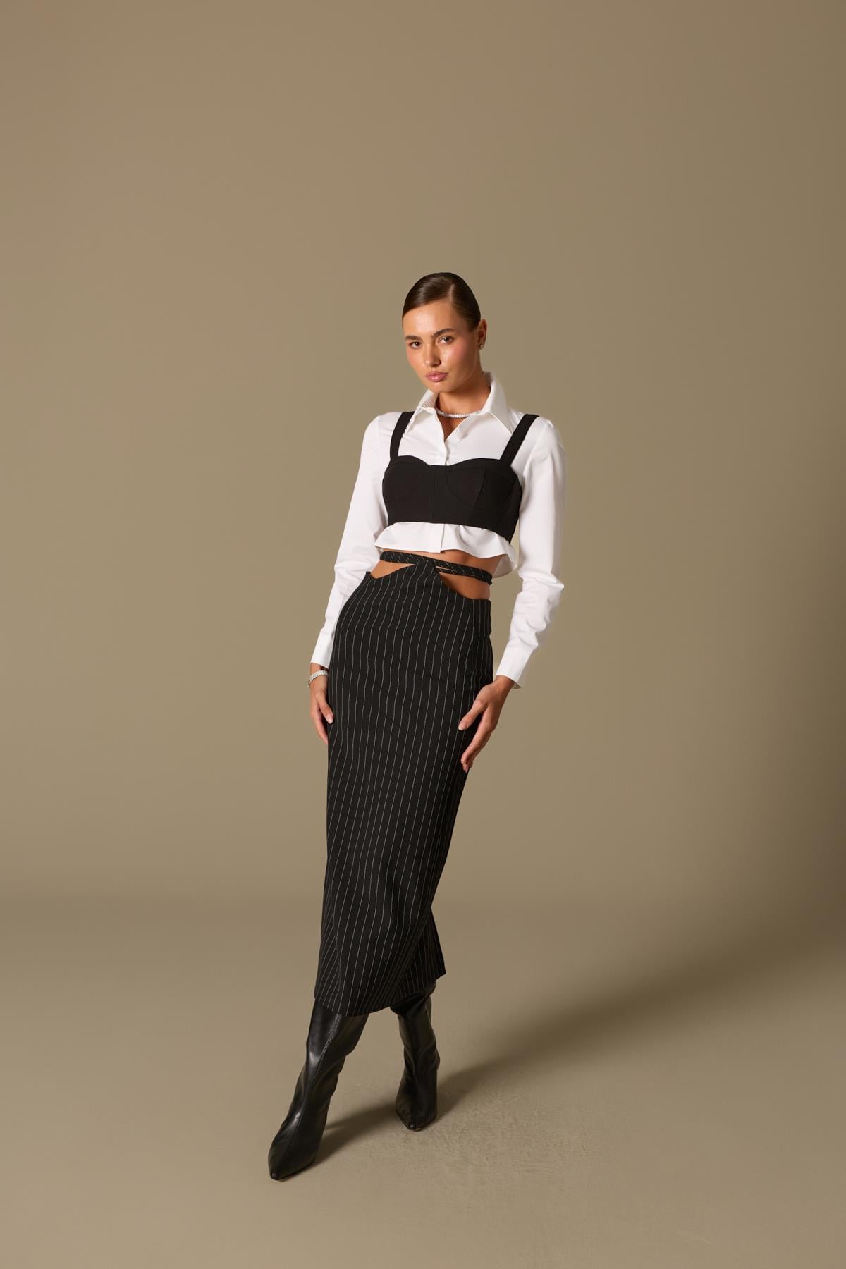 City Vibes Bel Detaylı Maxi Boy Çizgili Etek Siyah