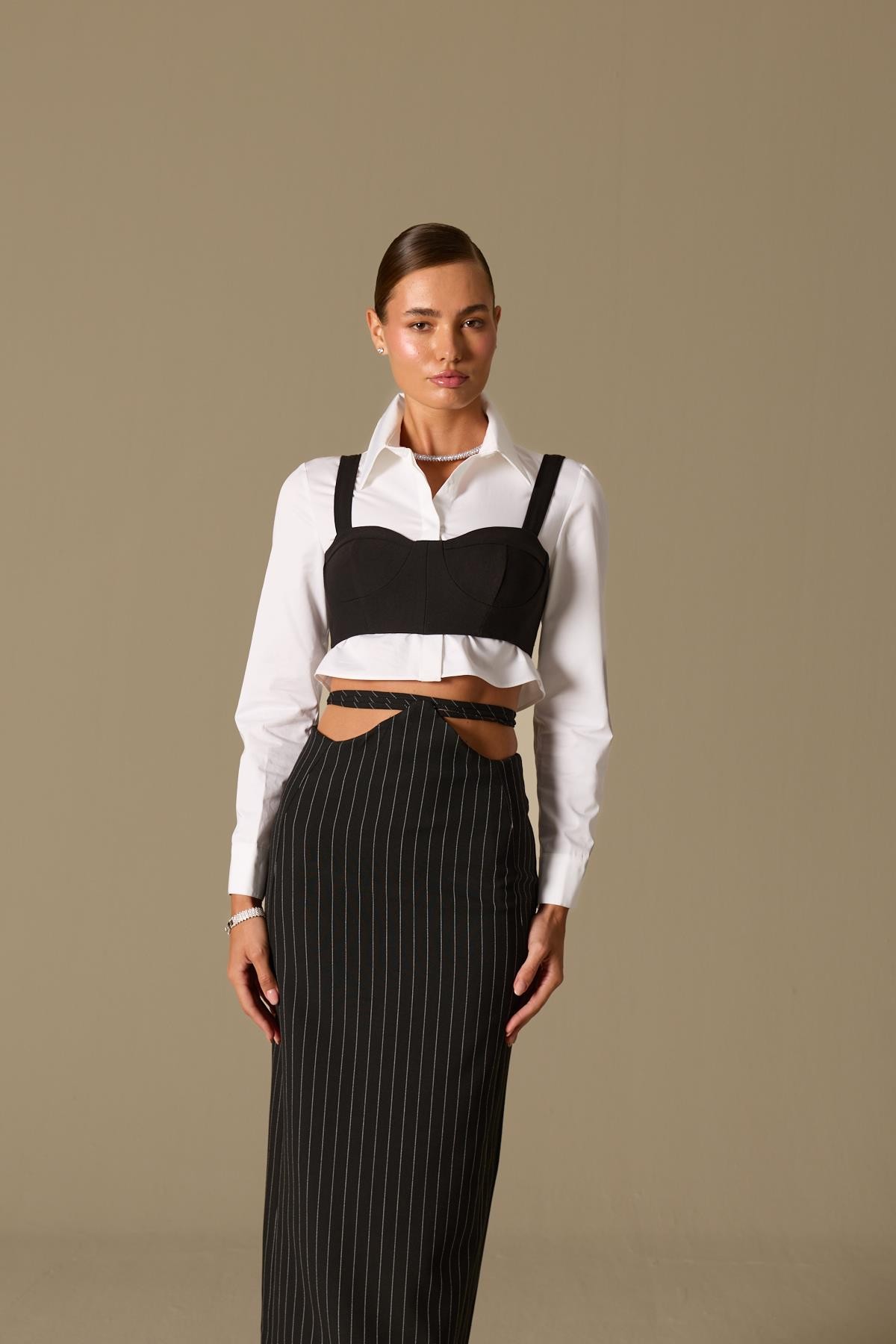 City Vibes Bel Detaylı Maxi Boy Çizgili Etek Siyah