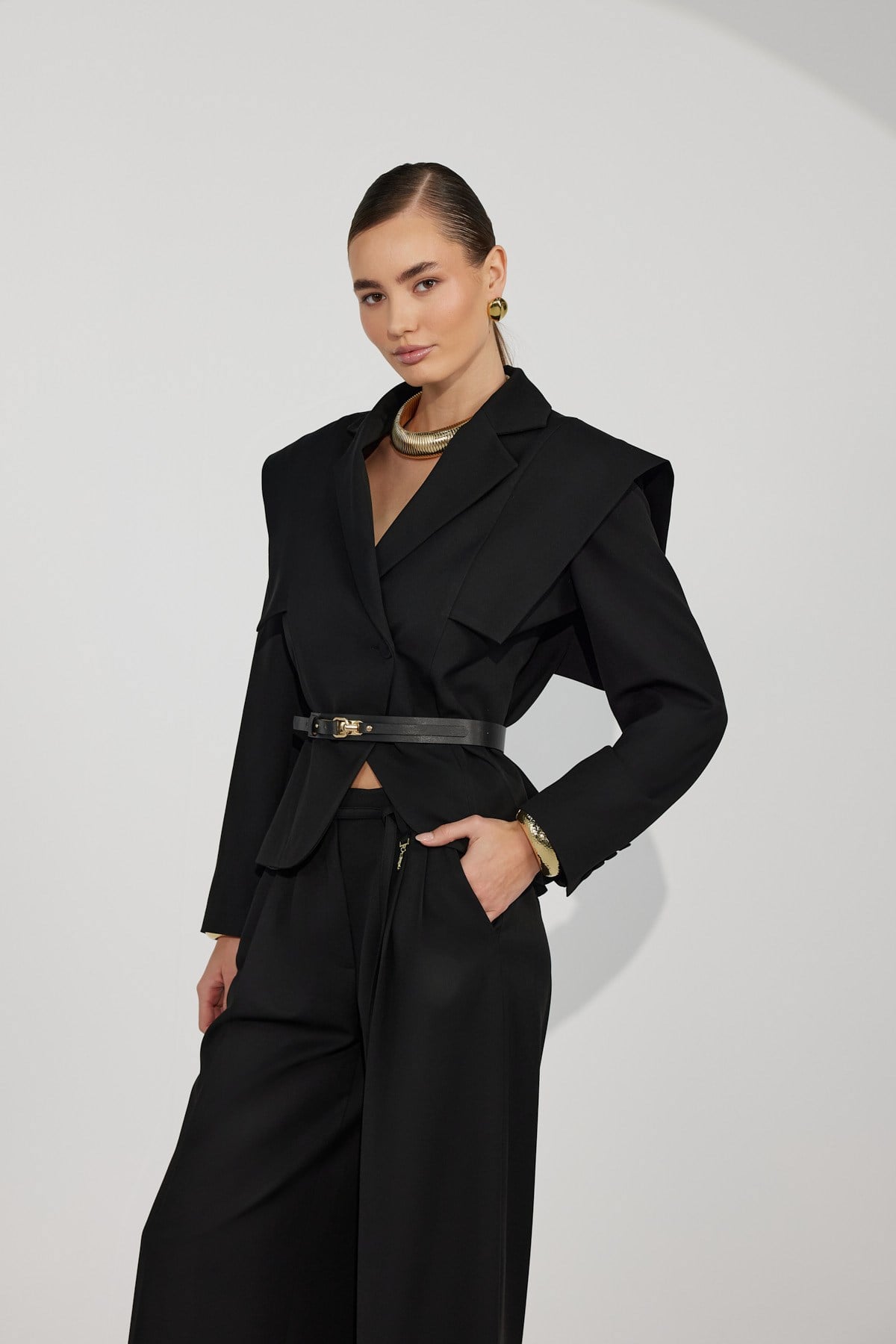 Contour Blazer Black