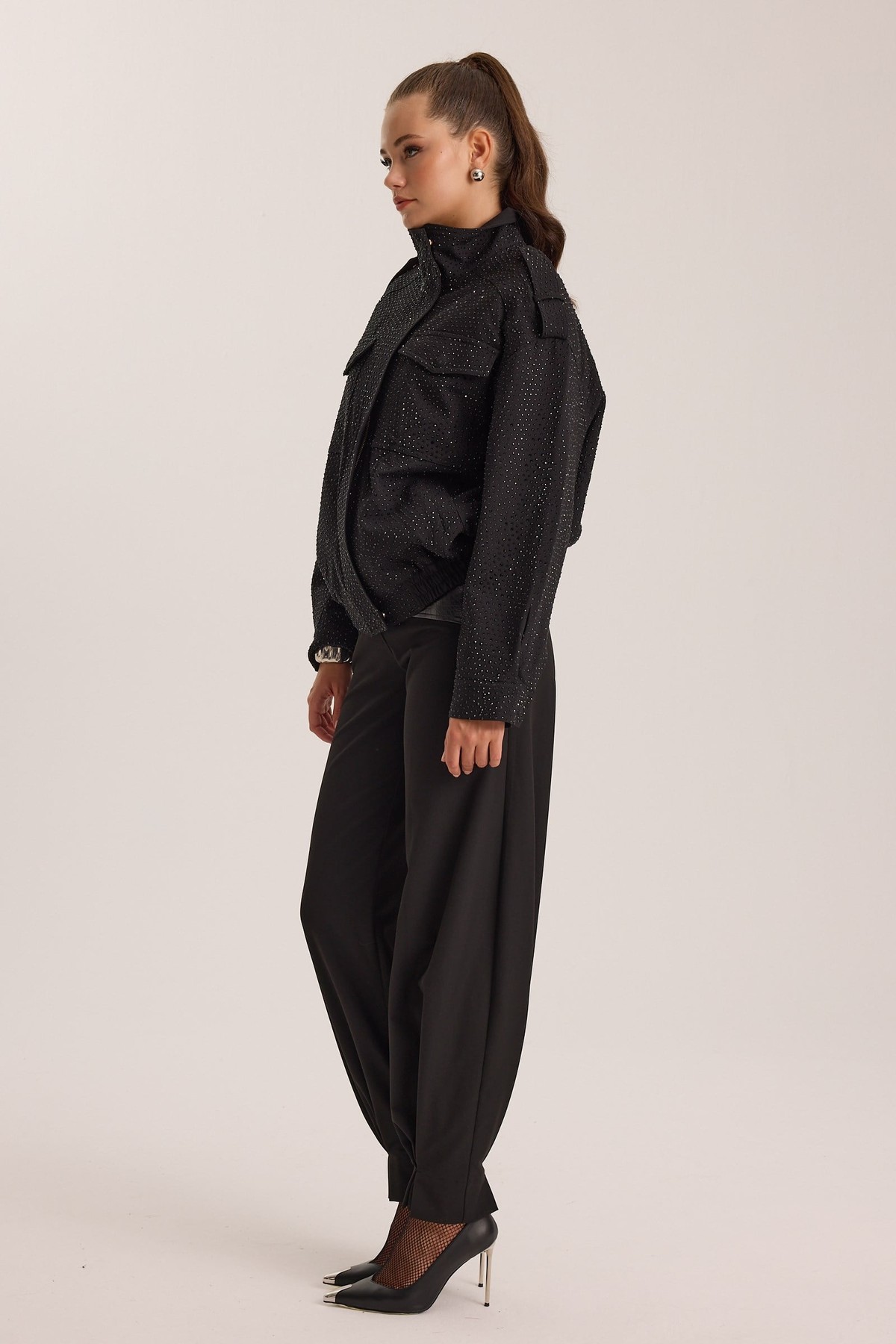 Crystal Life Star Bomber Black