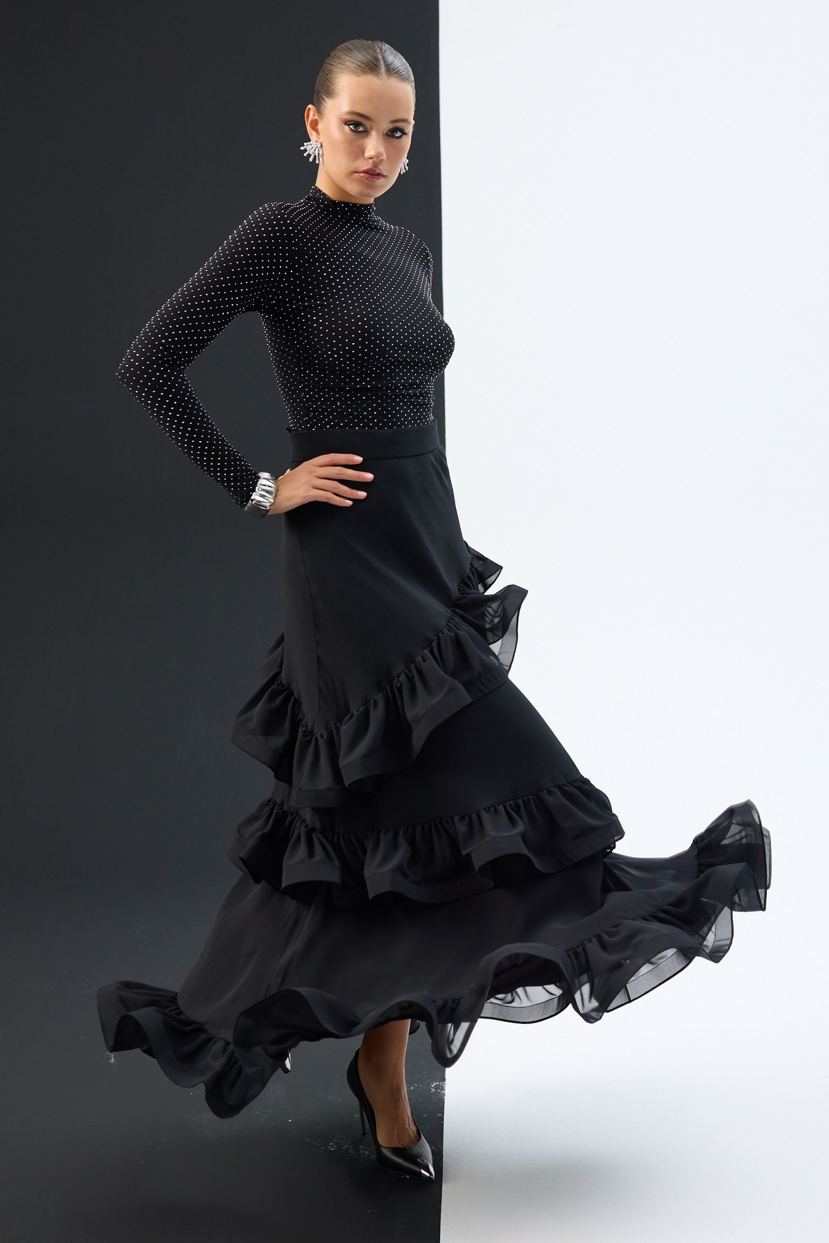 Eternal Flow Maxi Skirt Black