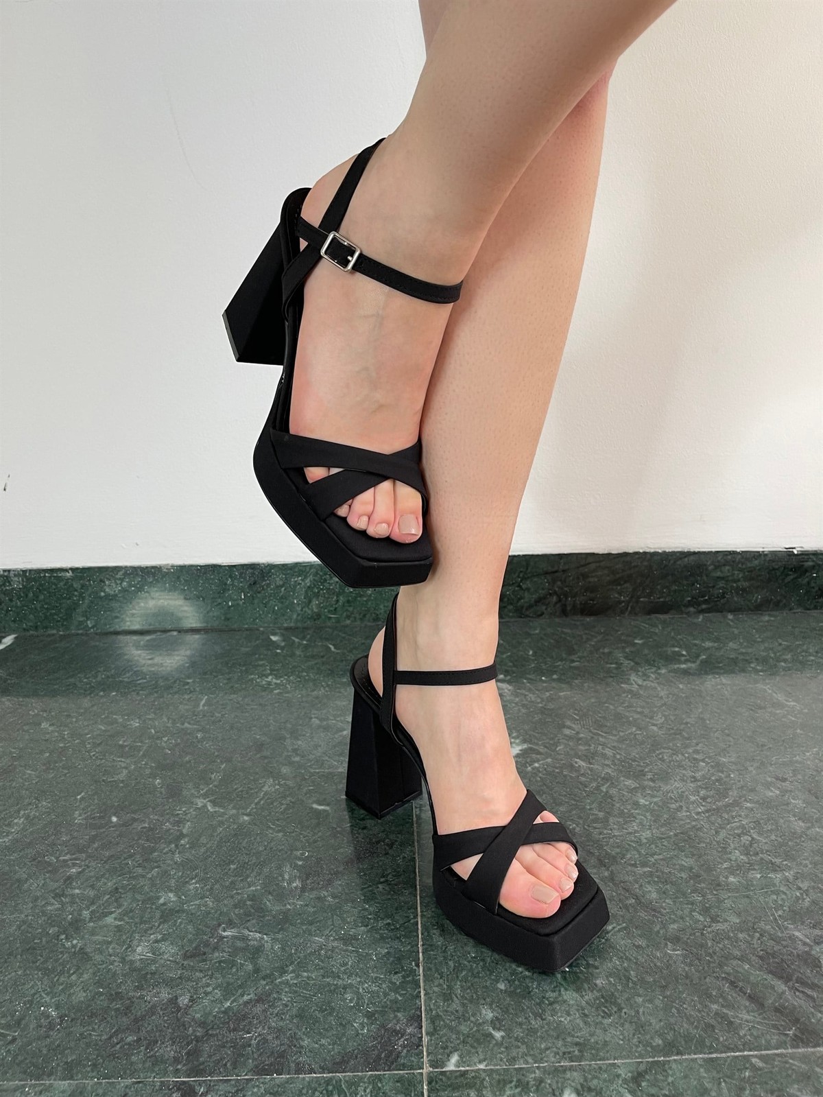 Fashion Platform Sandalet Siyah