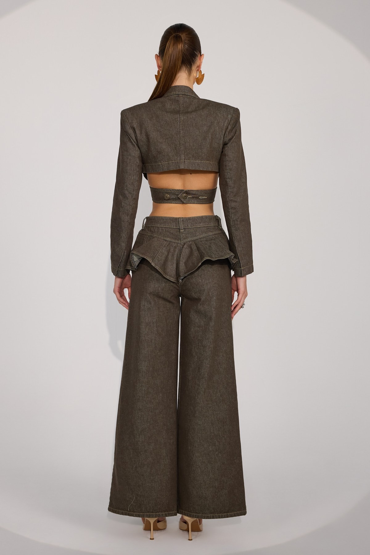 Iconic Carmen Kiss Denim Pants Brown