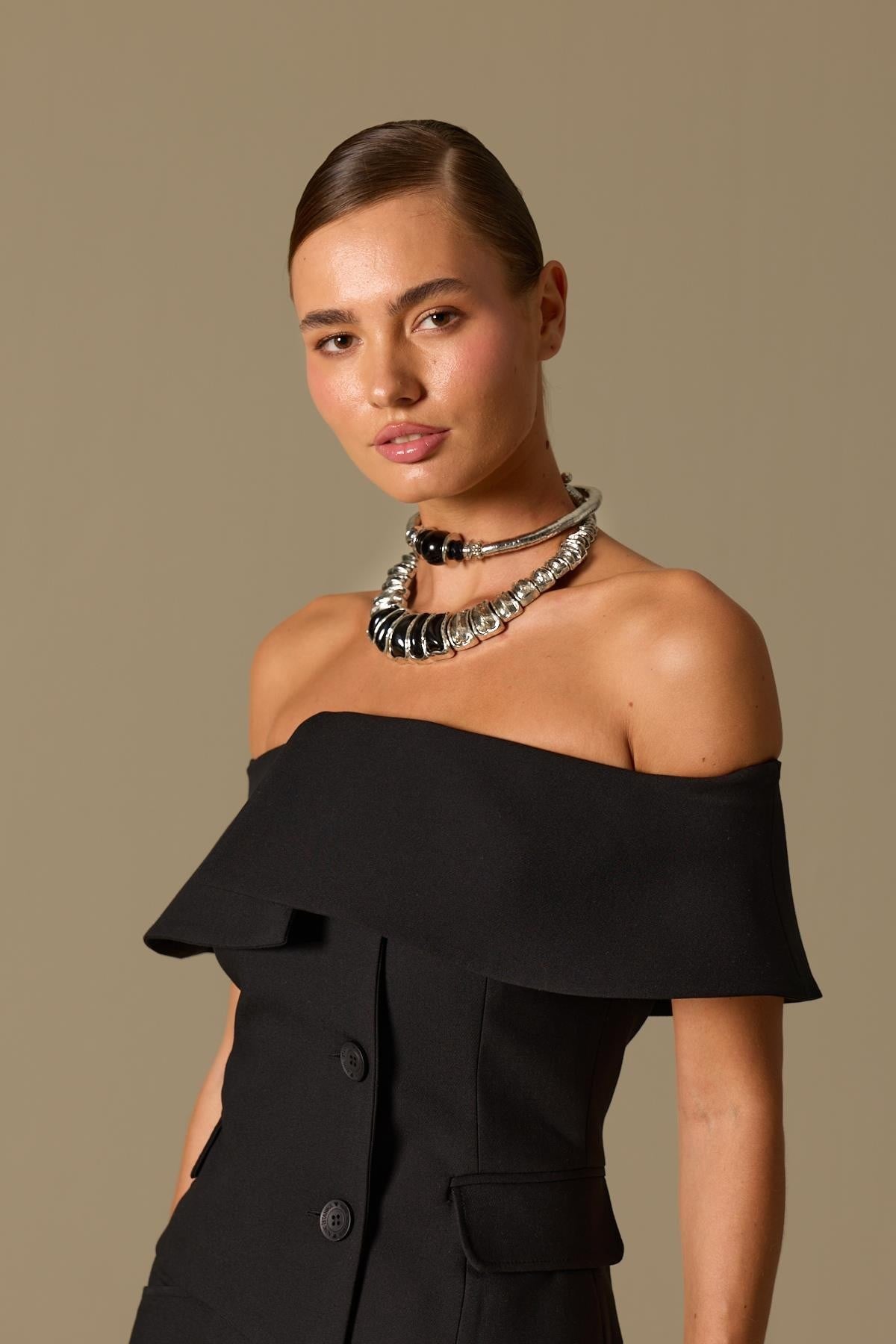 Iconic Carrie Tailored Vest Black