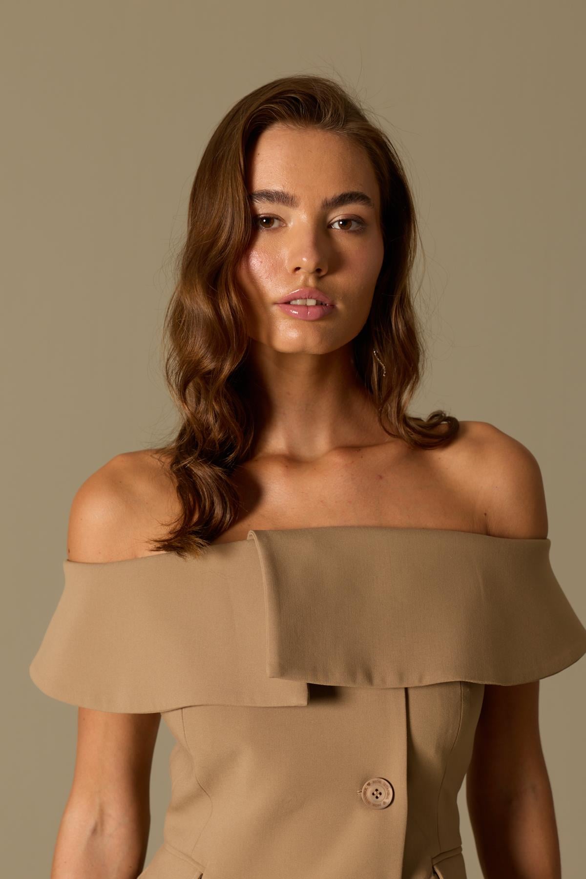 Iconic Carrie Tailored Vest Bronze Brown