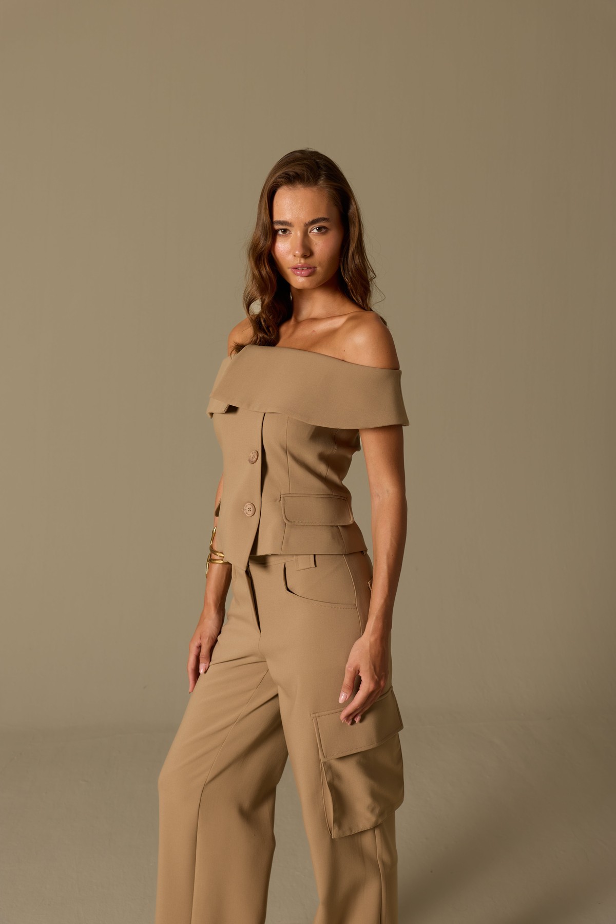Iconic Carrie Tailored Vest Bronze Brown