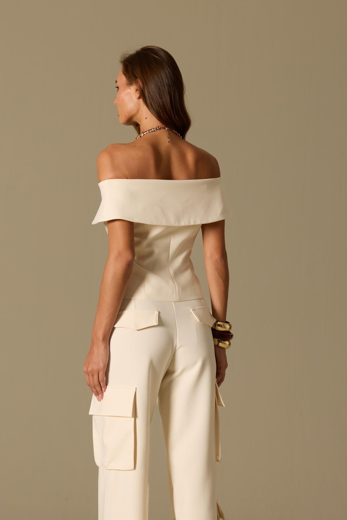 Iconic Carrie Tailored Vest Ecru