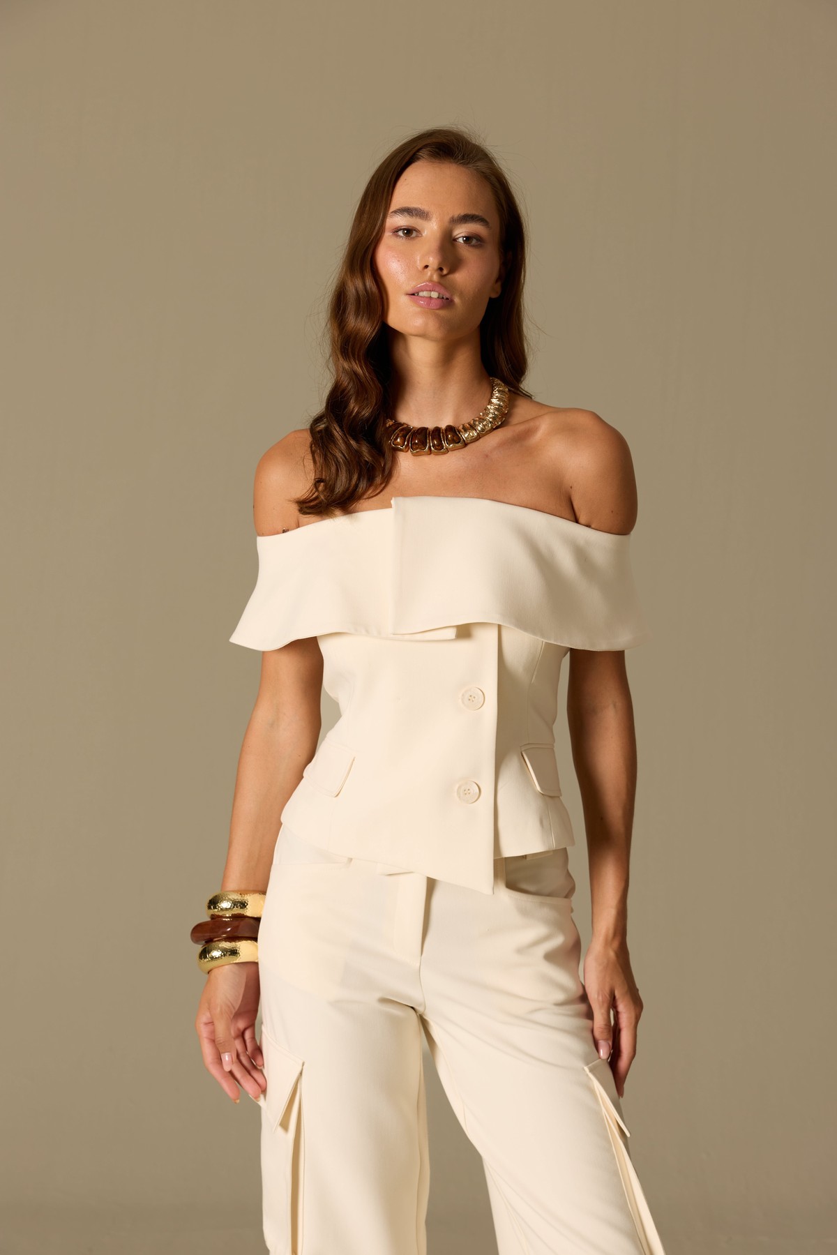 Iconic Carrie Tailored Vest Ecru
