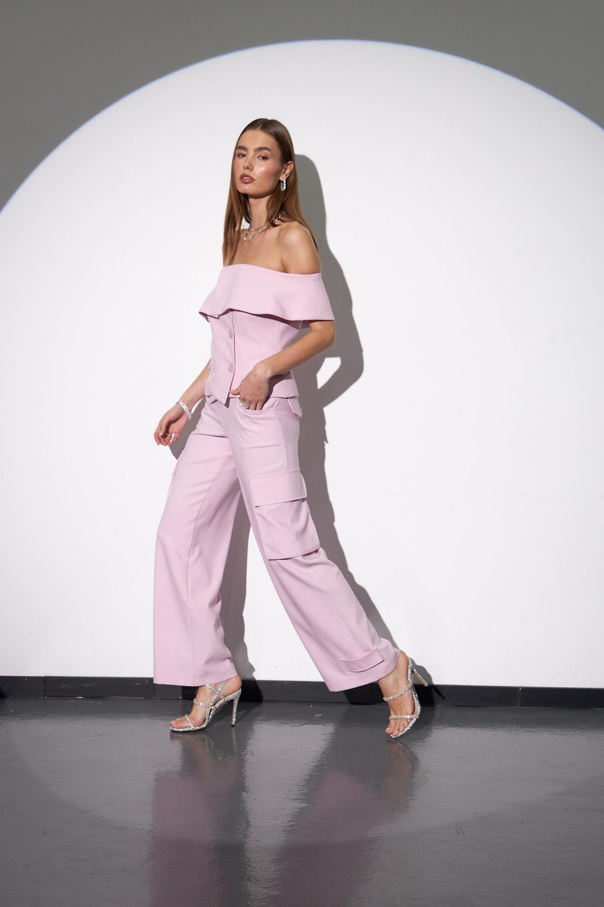 Iconic Carrie Tailored Vest Pink