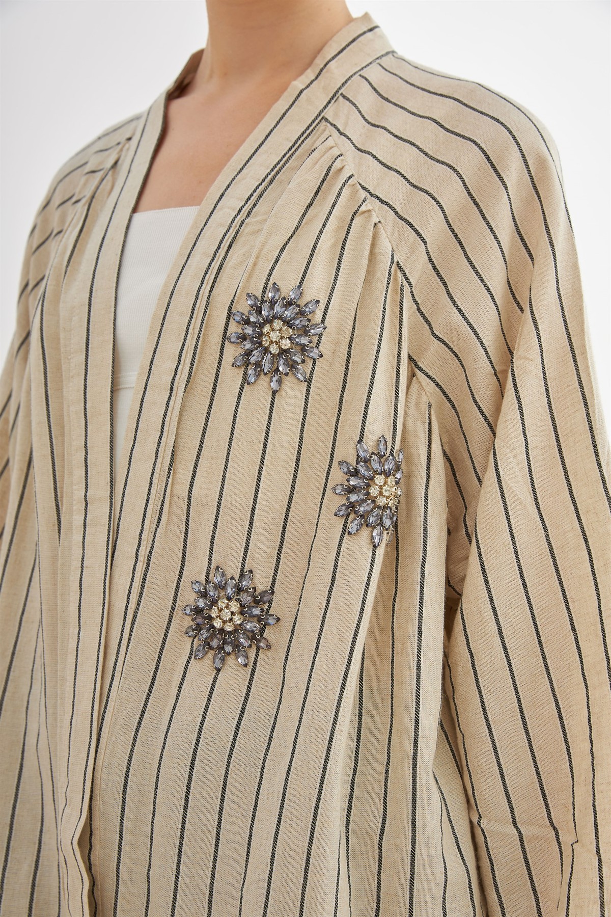 İnce Çizgili Taşlı Kimono NATUREL