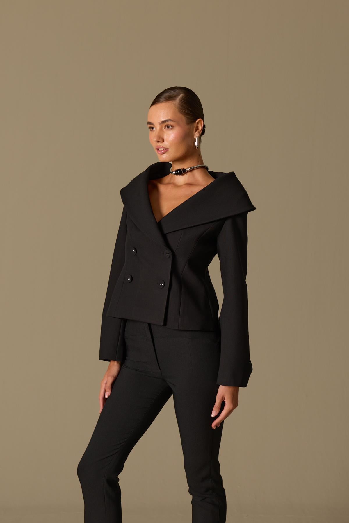 Lady Di Iconic Blazer Black