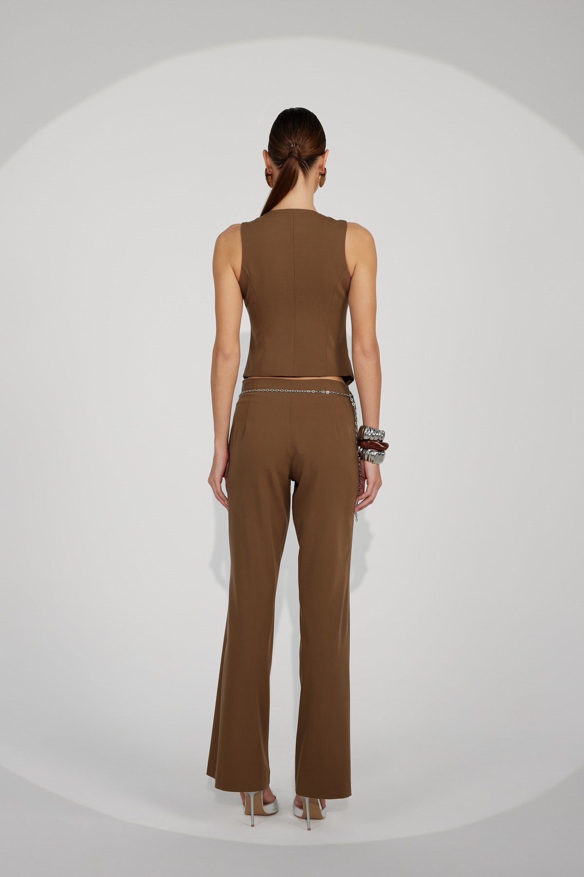 Ligne Form Vest Brown