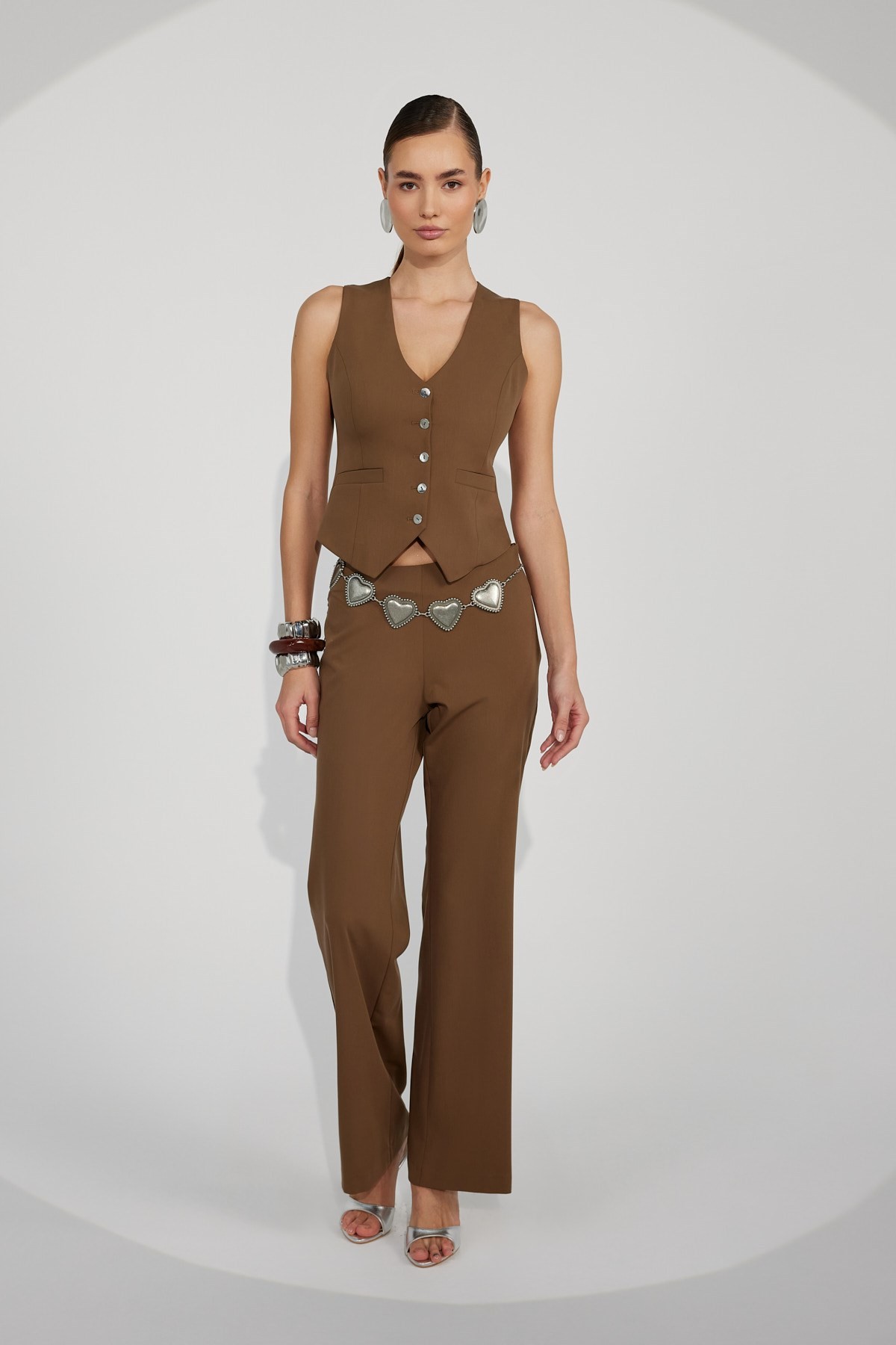 Ligne Form Vest Brown