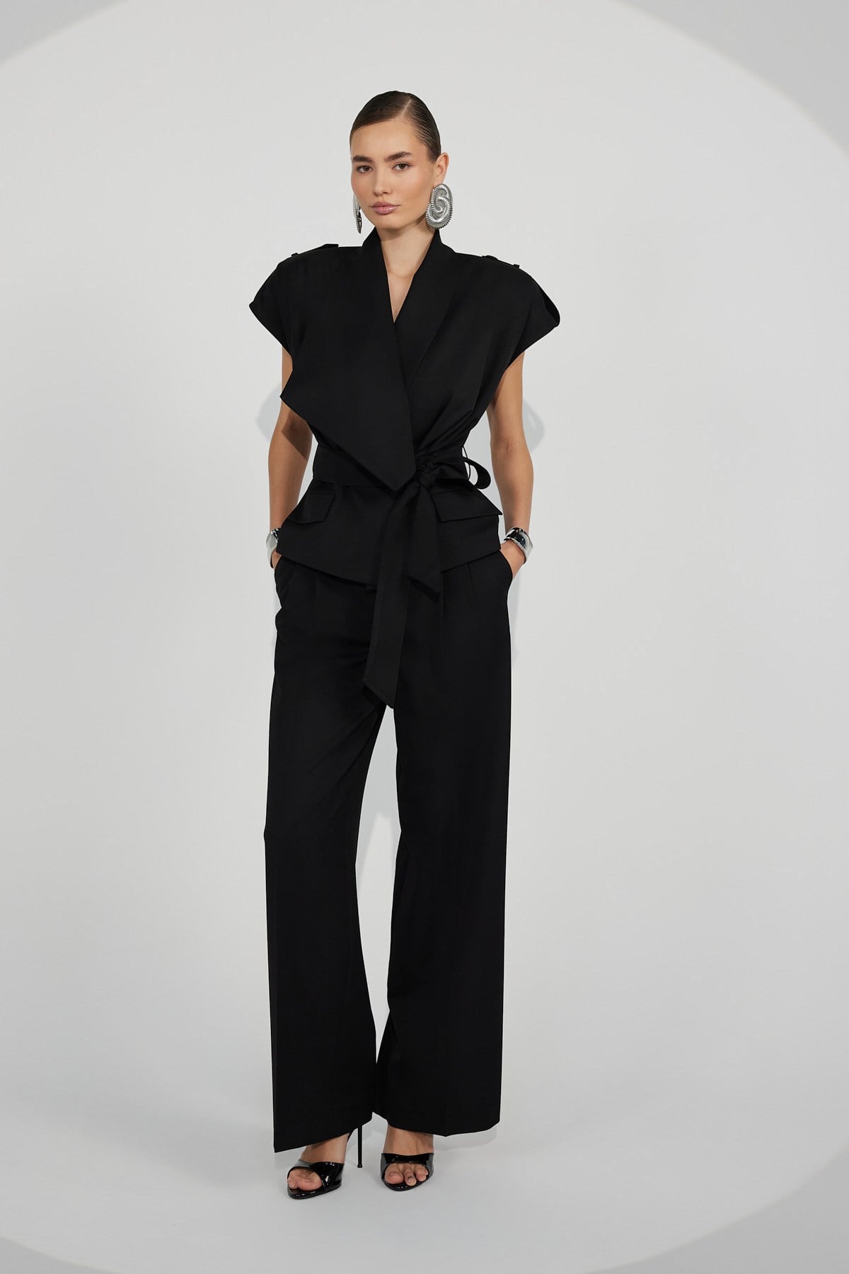 Mindy Core Vest Black