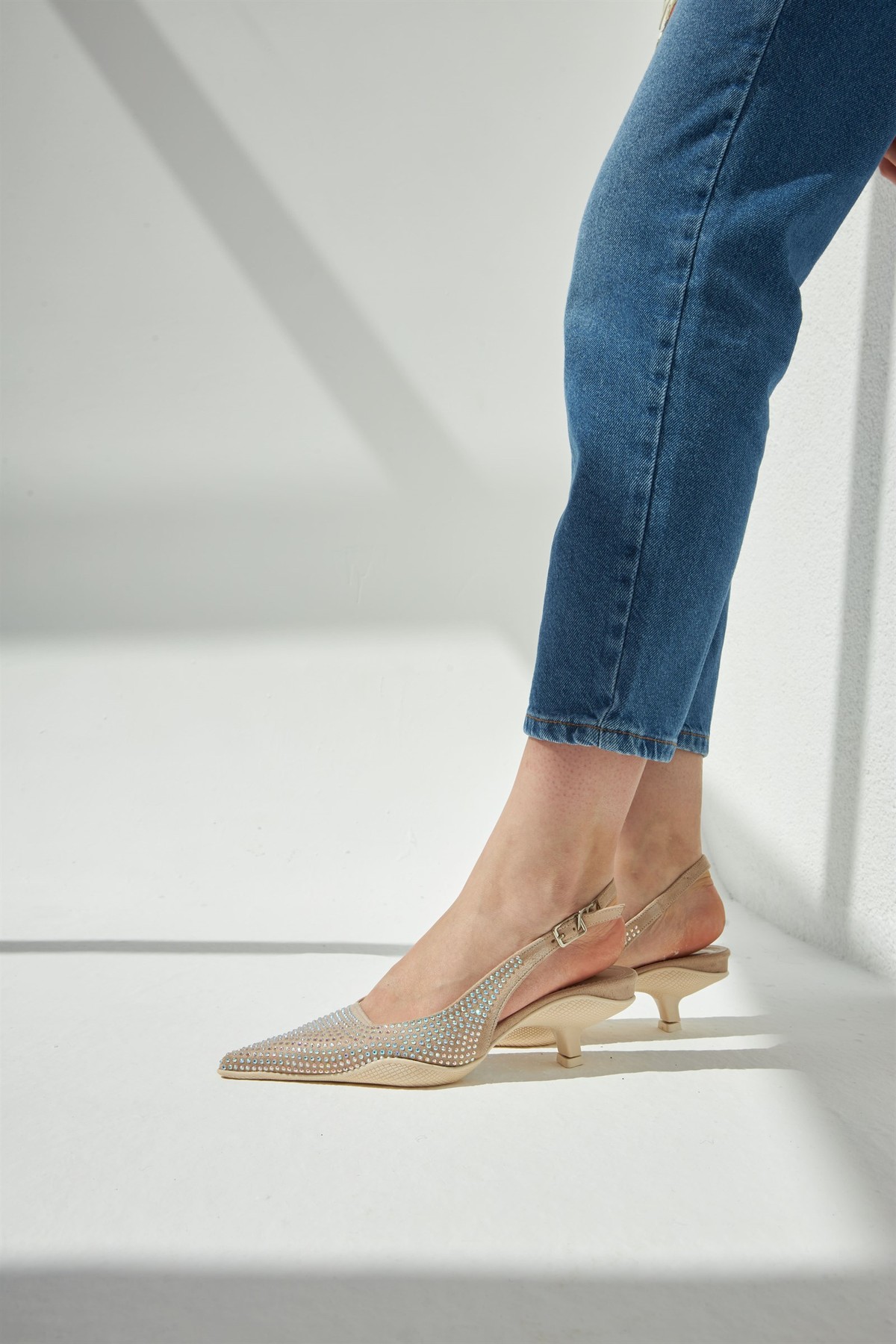 Prad Slingback Taşlı Ayakkabı BEJ