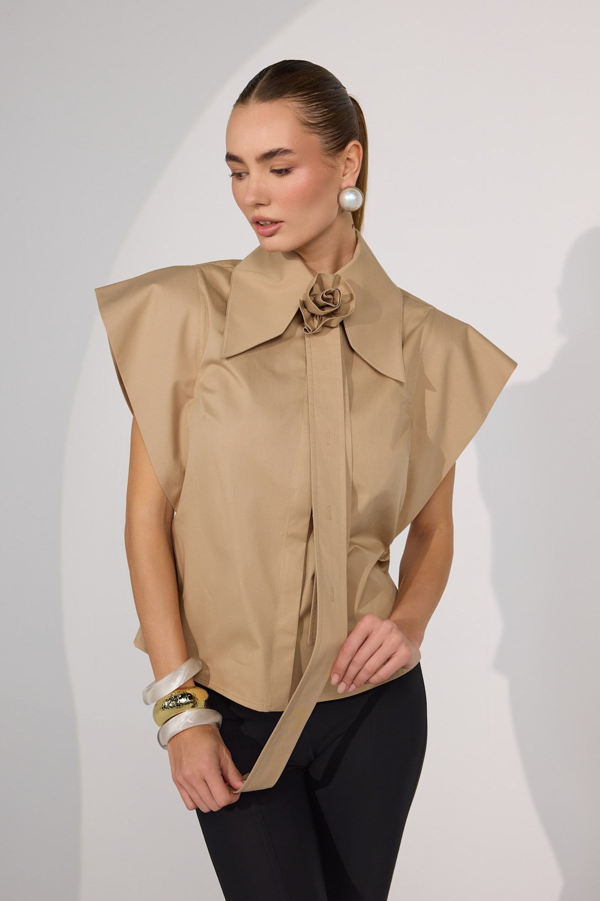 Queen Rose Blouse Bronze Brown