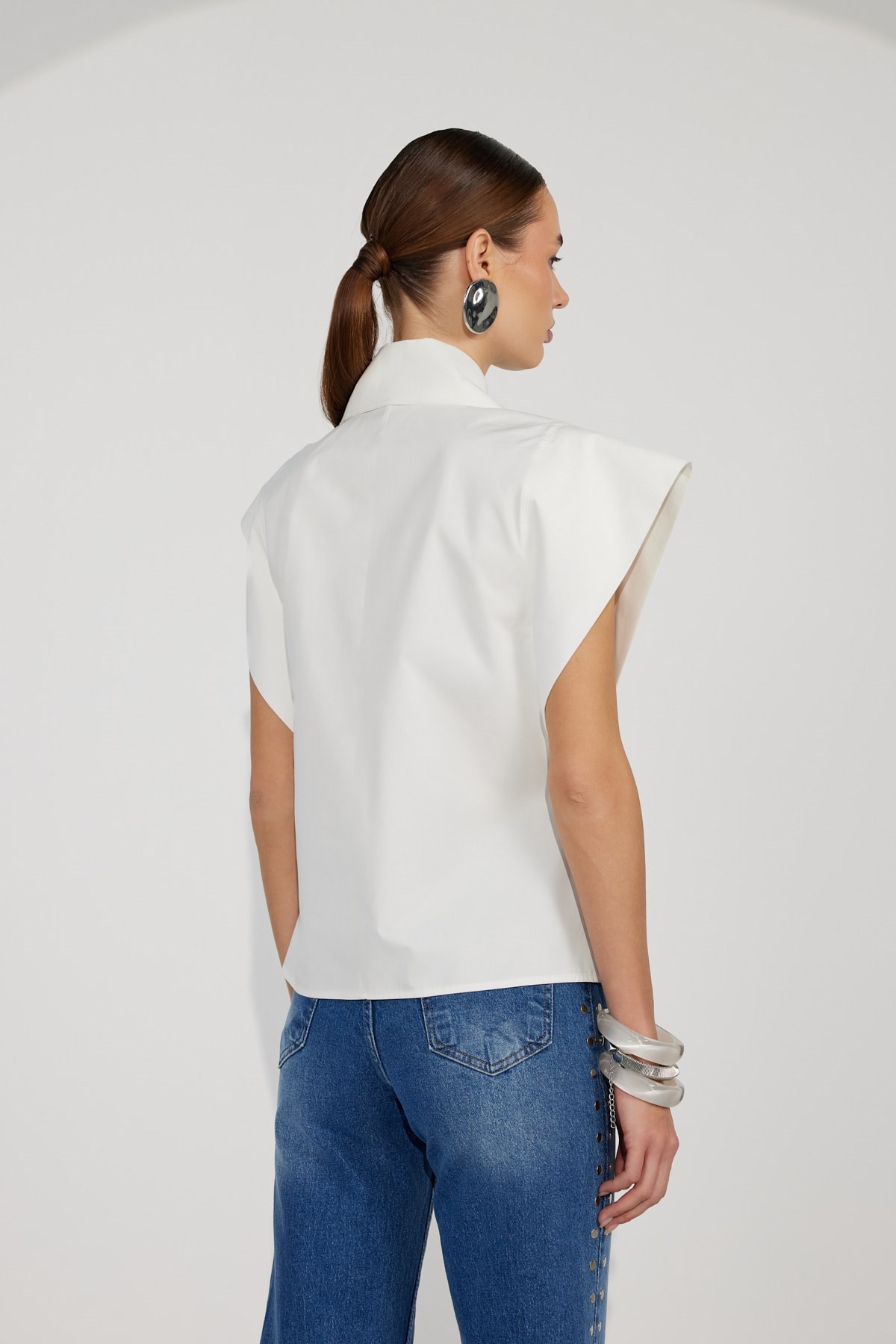 Queen Rose Blouse White