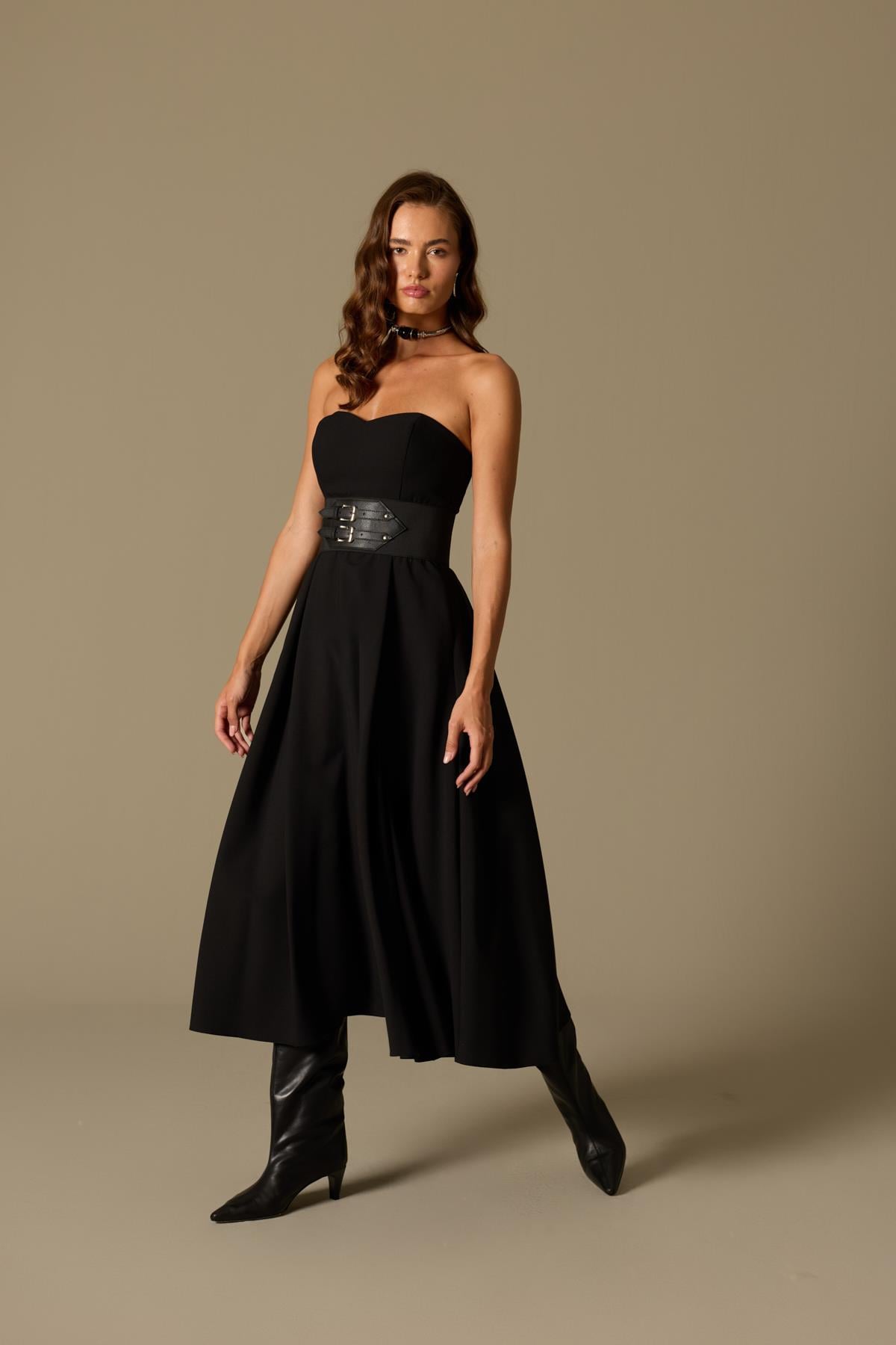 Sophisticated Corsage Elegance Maxi Boy Elbise Siyah