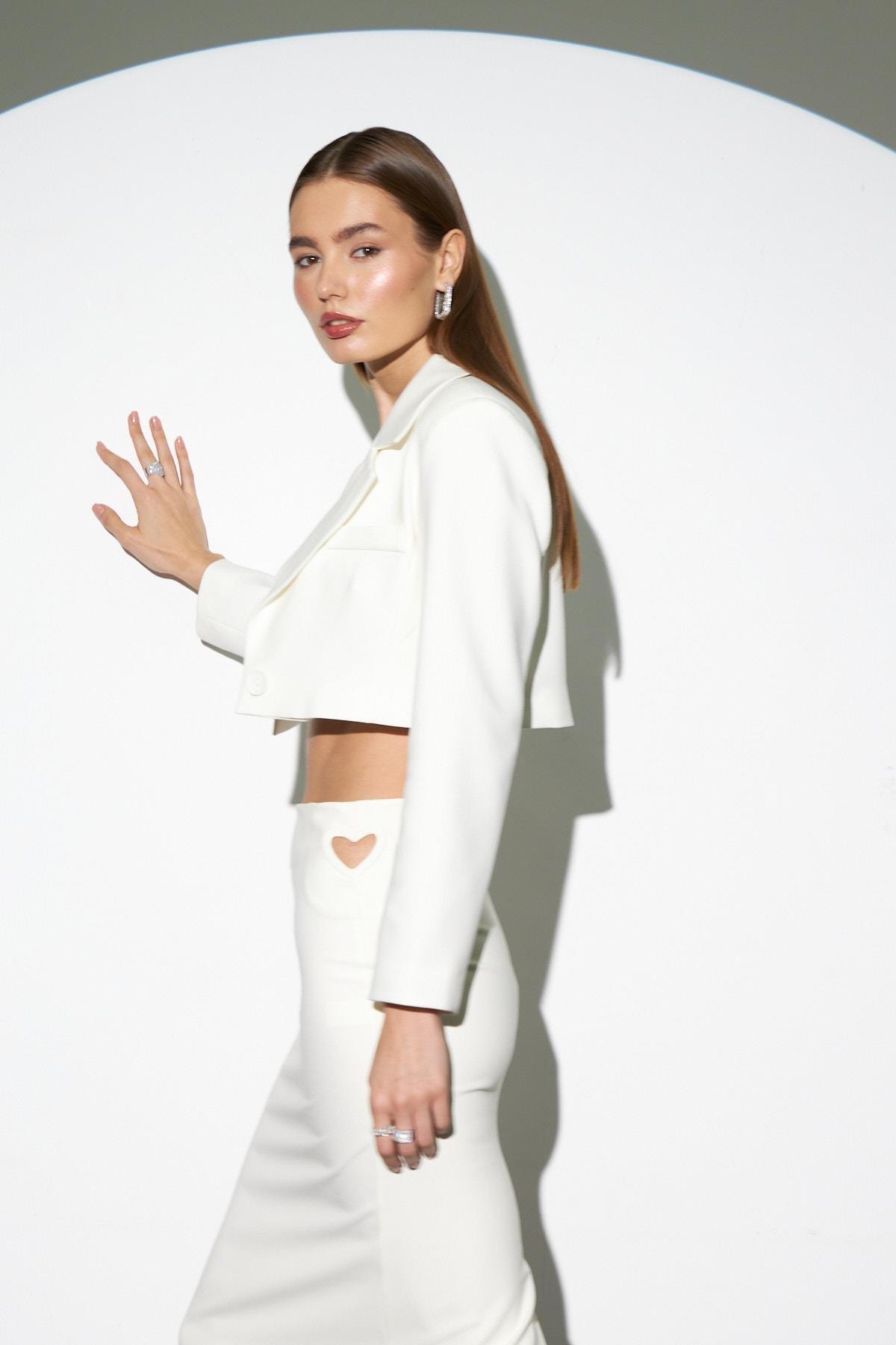 The Amour Iconic Skirt Ecru