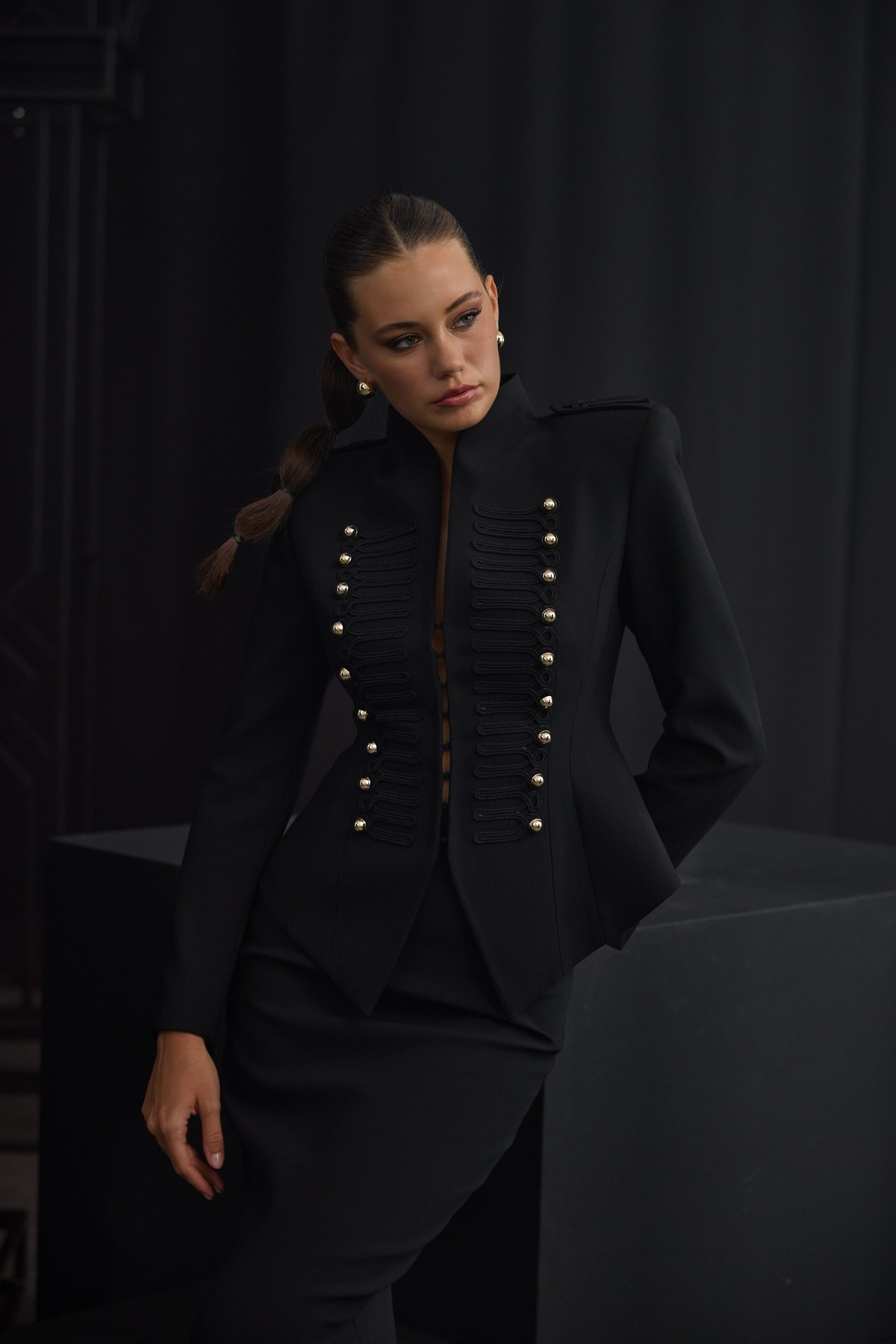 The Authority Jacket Black