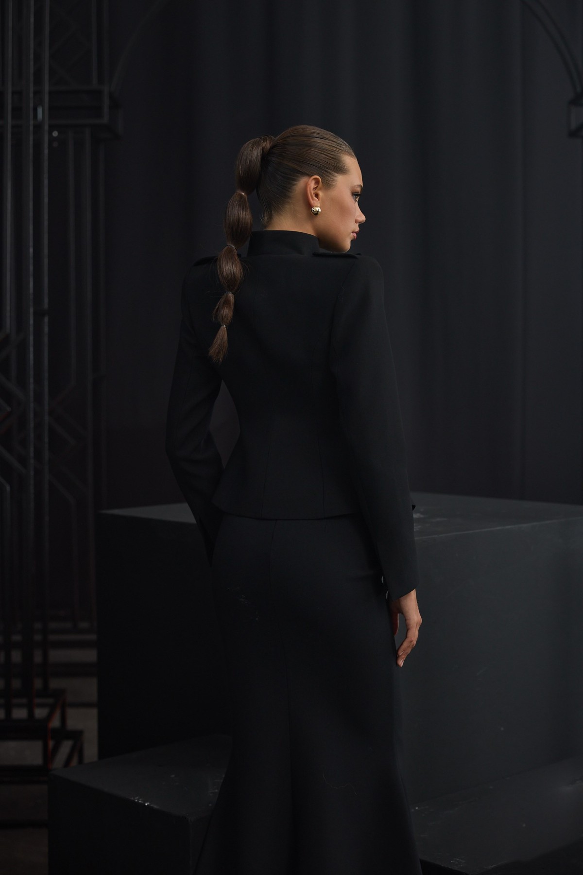 The Authority Jacket Black