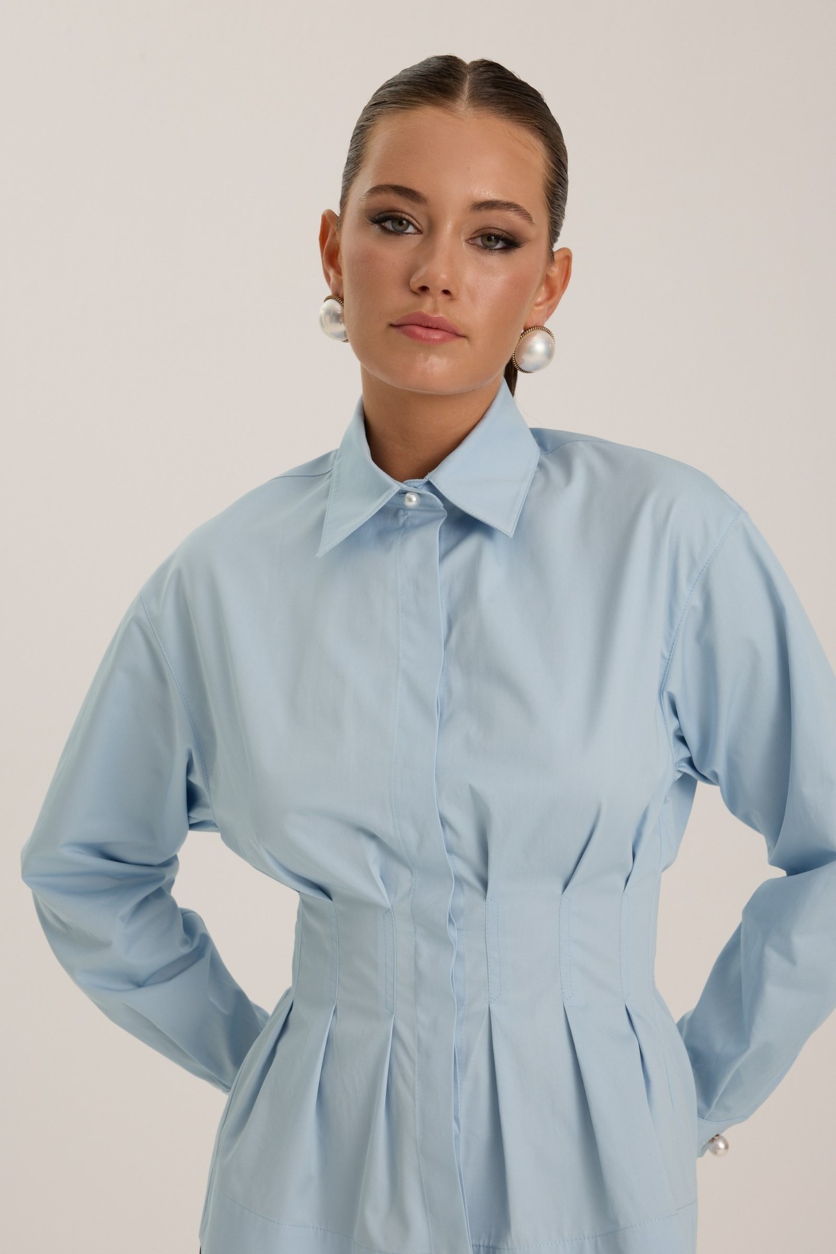 The Cinch Shirt Blue