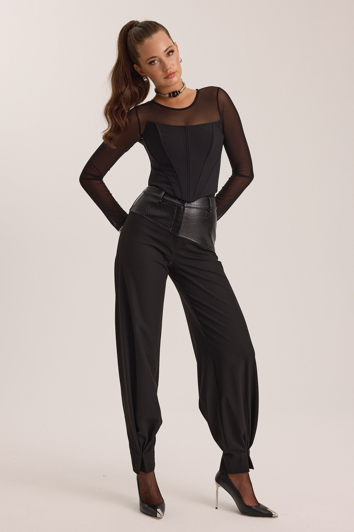 The Contrast Pant Black