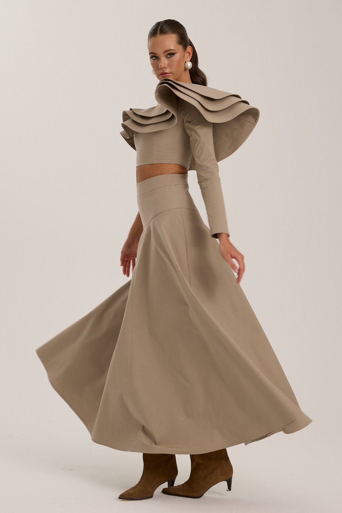 The Drama Skirt Beige