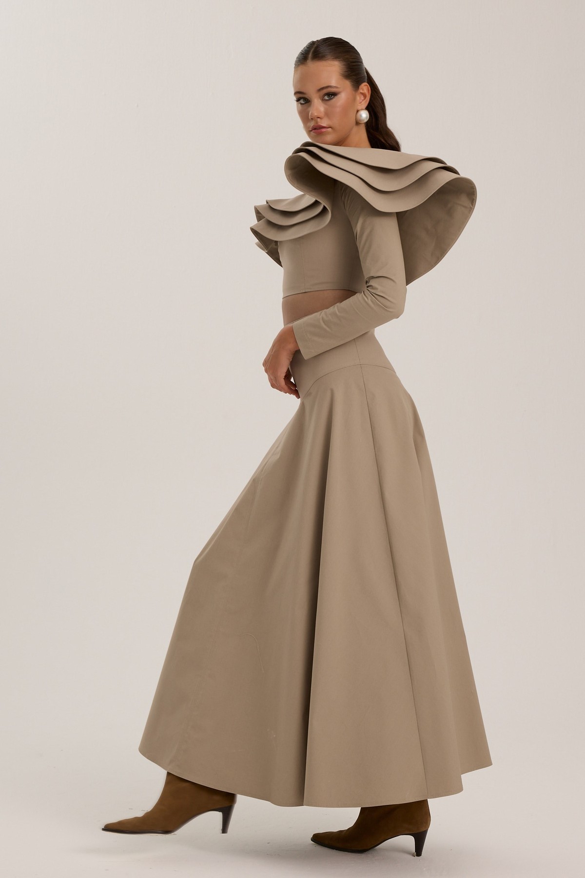 The Drama Skirt Beige
