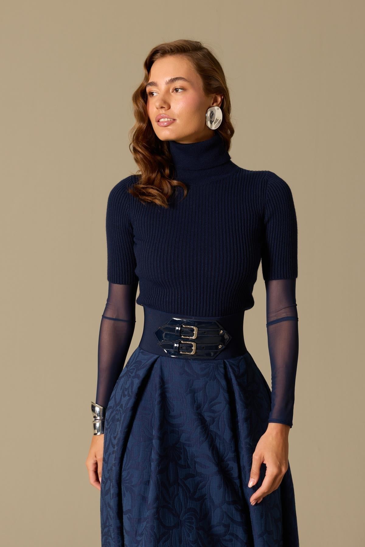 The Enigma Skirt Dark Blue