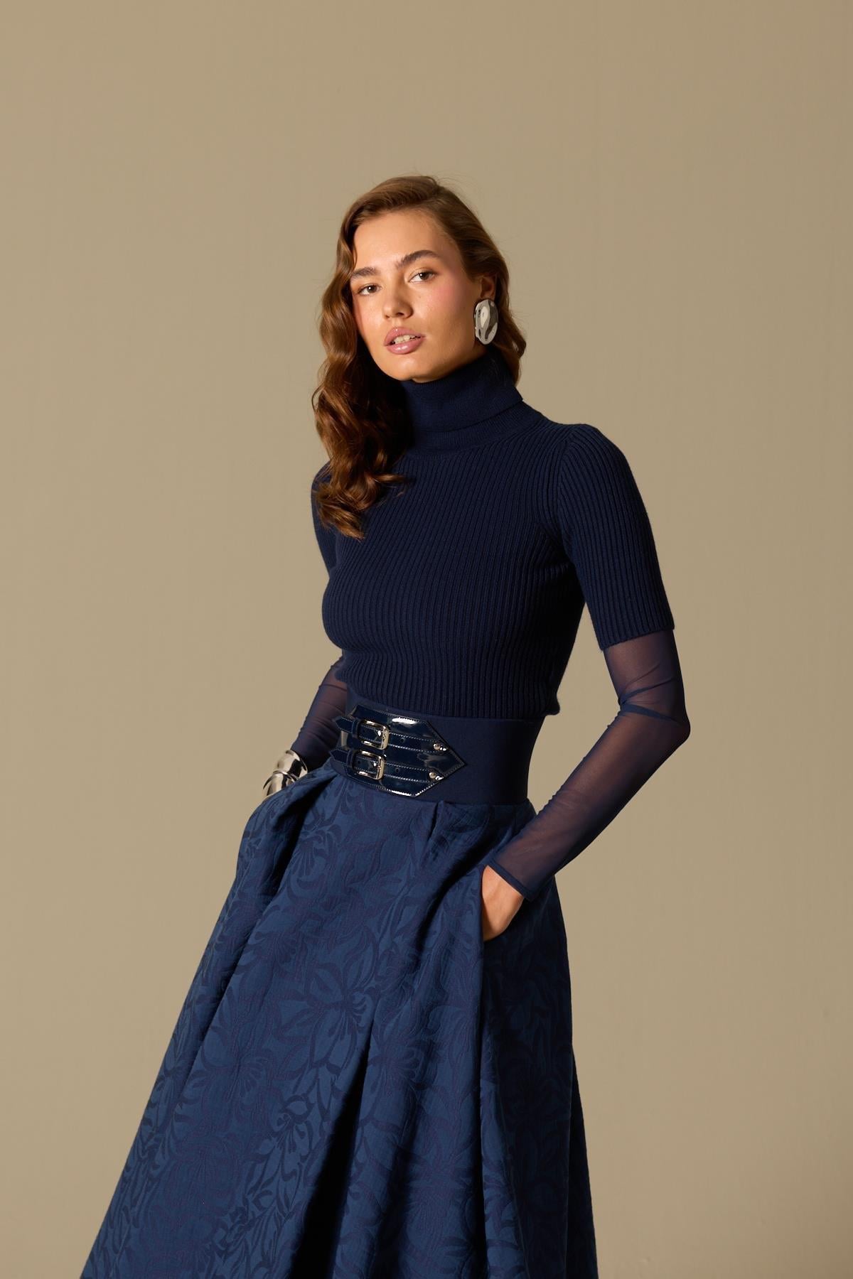 The Enigma Skirt Dark Blue
