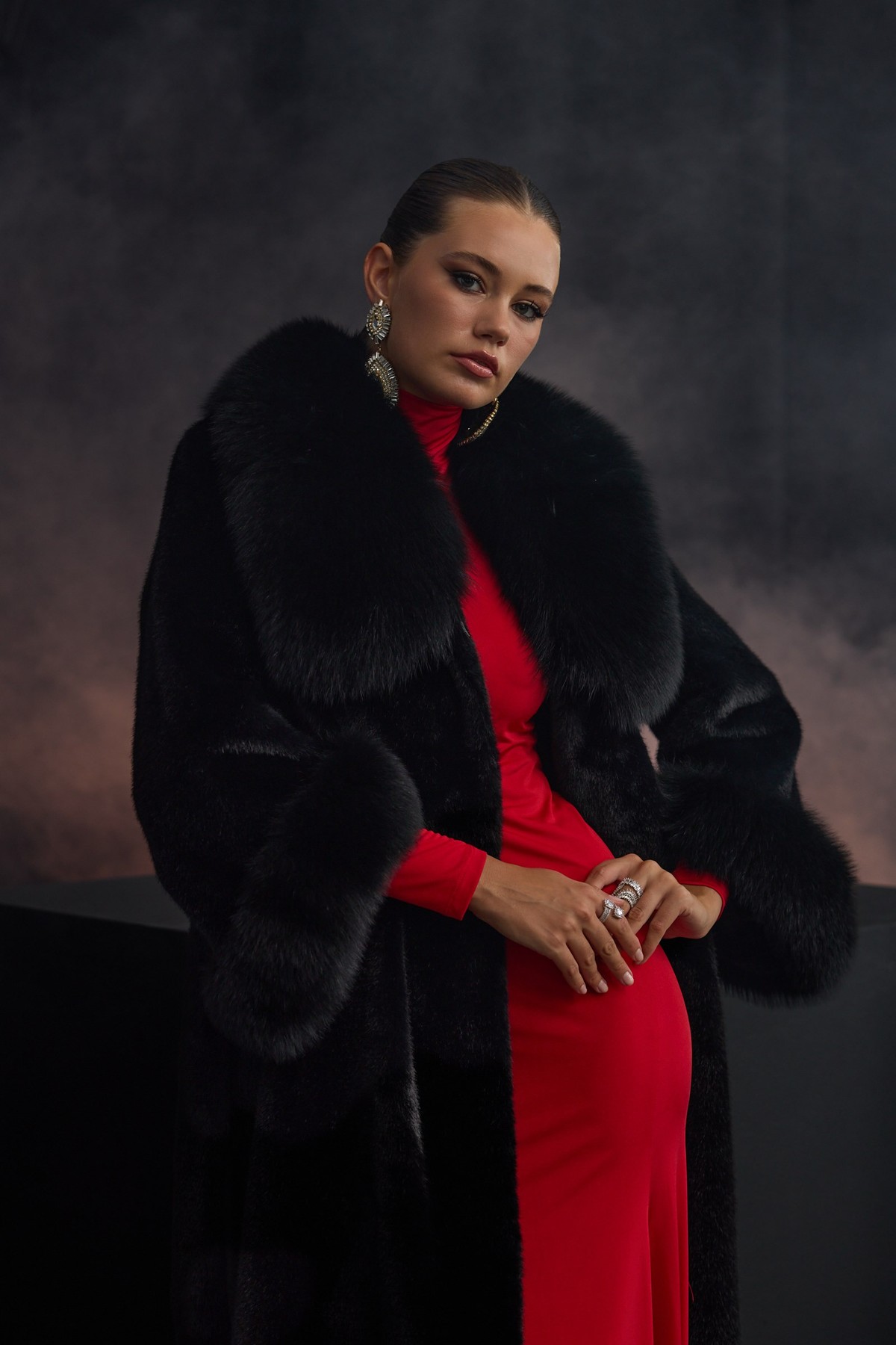 The Icon Fur Coat Black