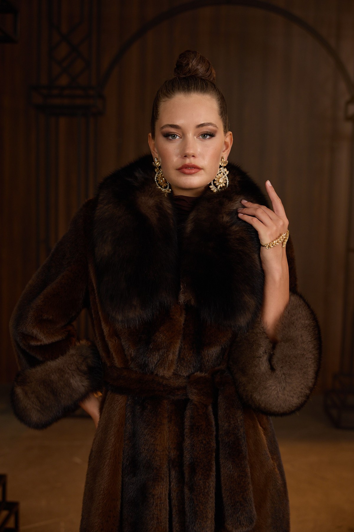 The Icon Fur Coat Brown