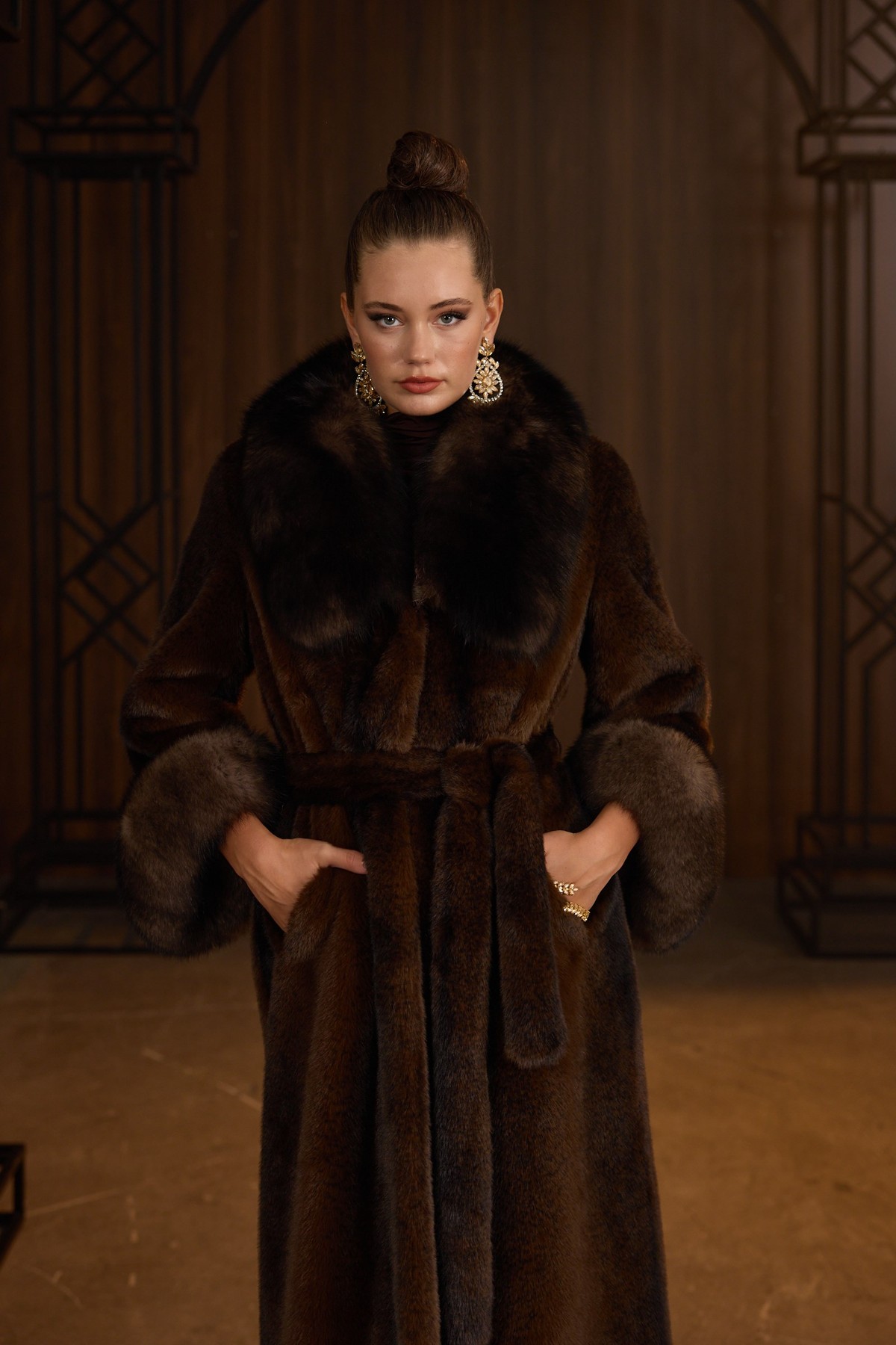The Icon Fur Coat Brown