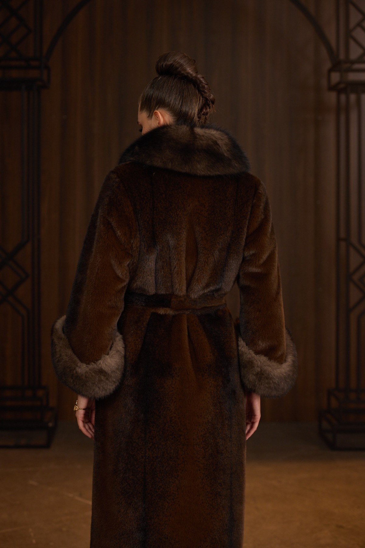 The Icon Fur Coat Brown