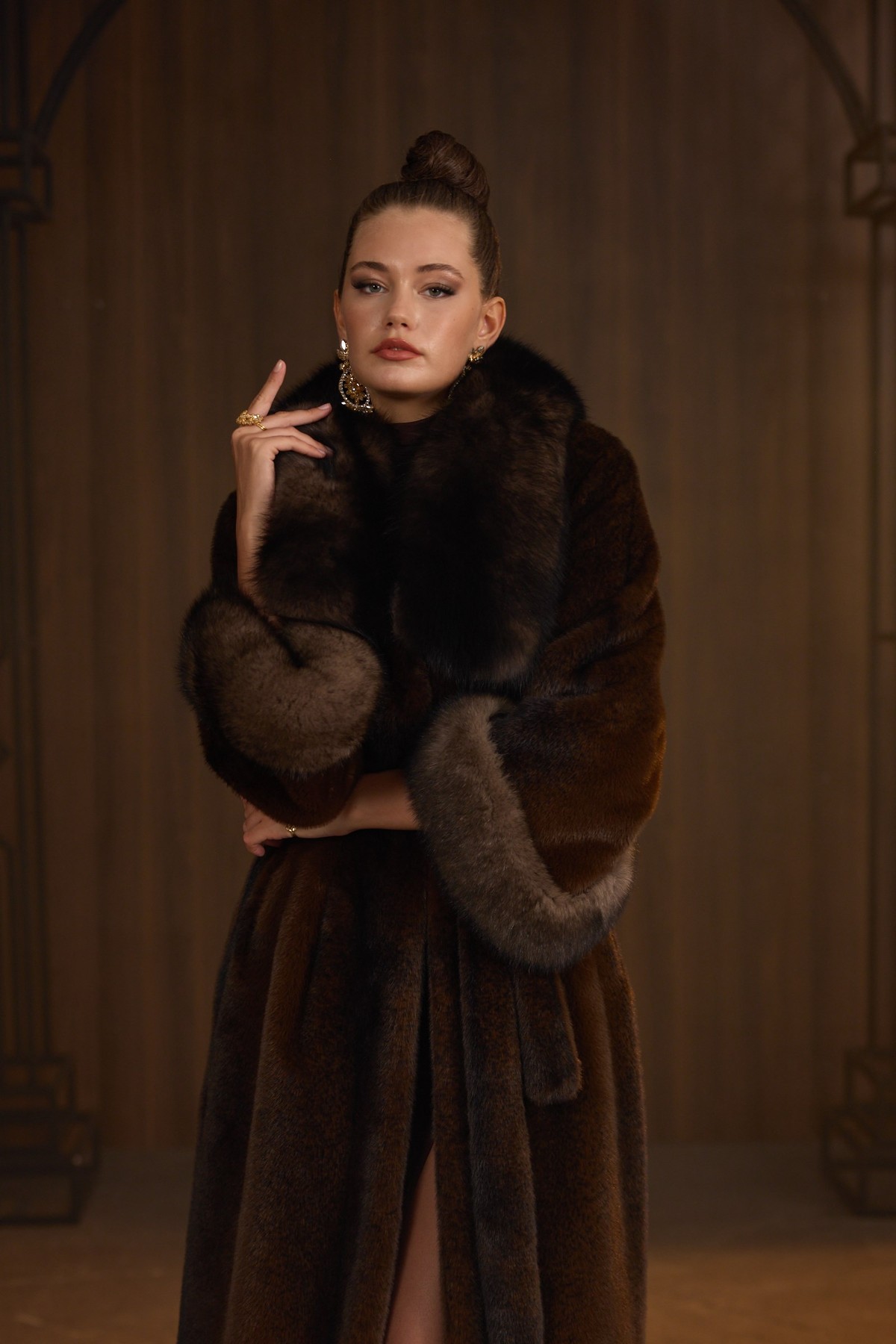 The Icon Fur Coat Brown