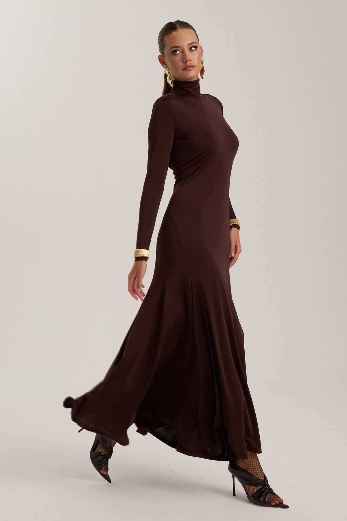 The Icon Heart Gown Brown