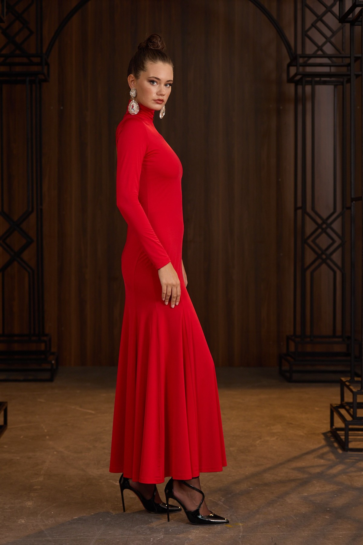 The Icon Heart Gown Red