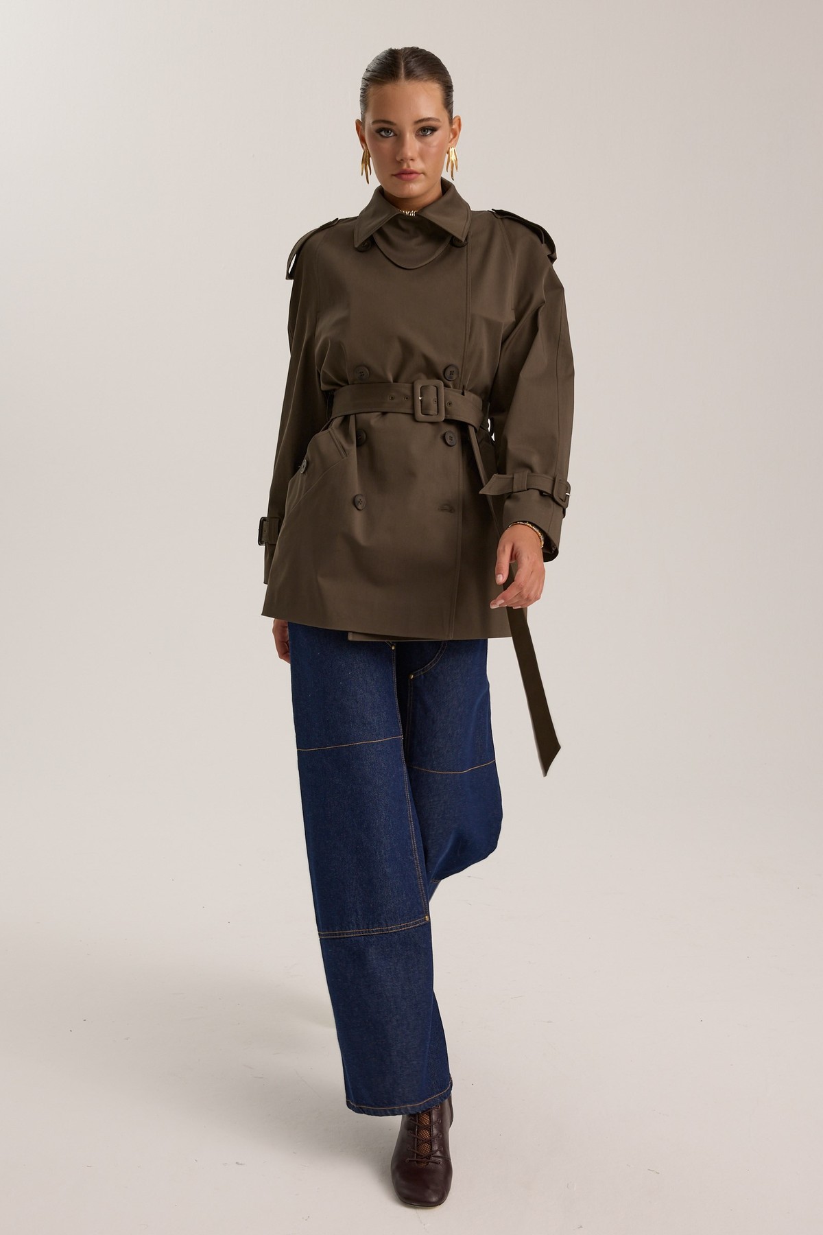 The Icon Trenchcoat Khaki
