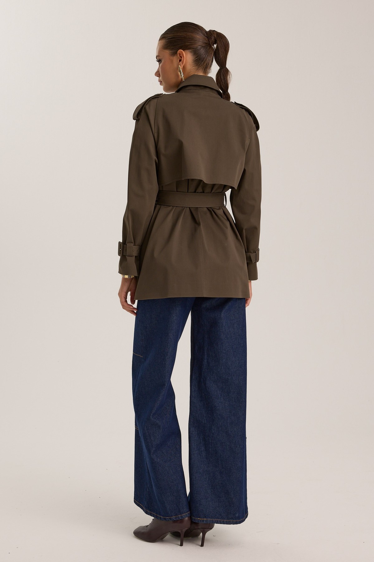 The Icon Trenchcoat Khaki