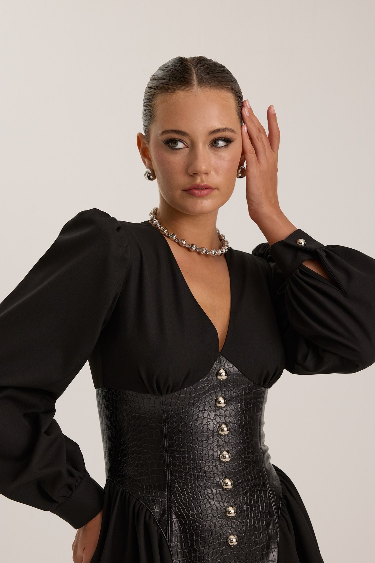 The Iconette Mini Dress Black