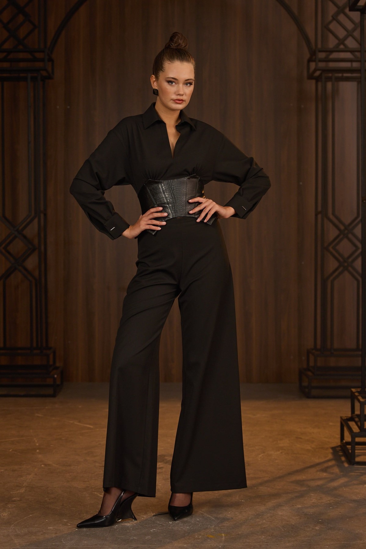 The Line Pant Black