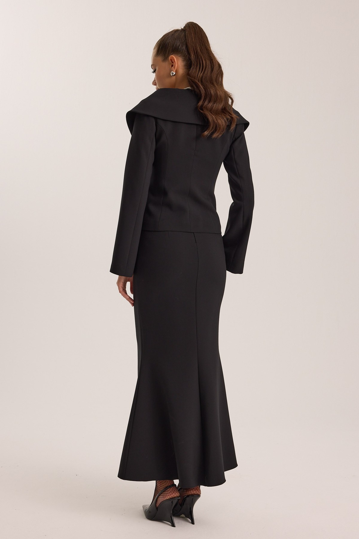 The Poise Maxi Skirt Black